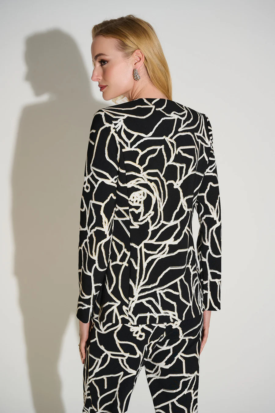 SACO NEGRO ESTAMPADO 253781