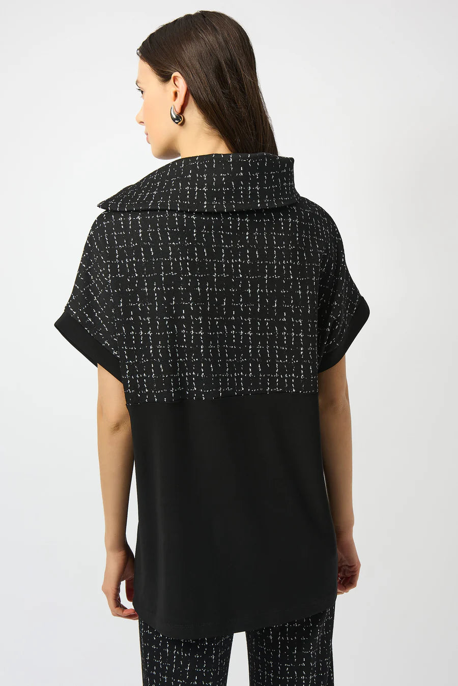 BLUSA NEGRA ESTAMPADA 253234