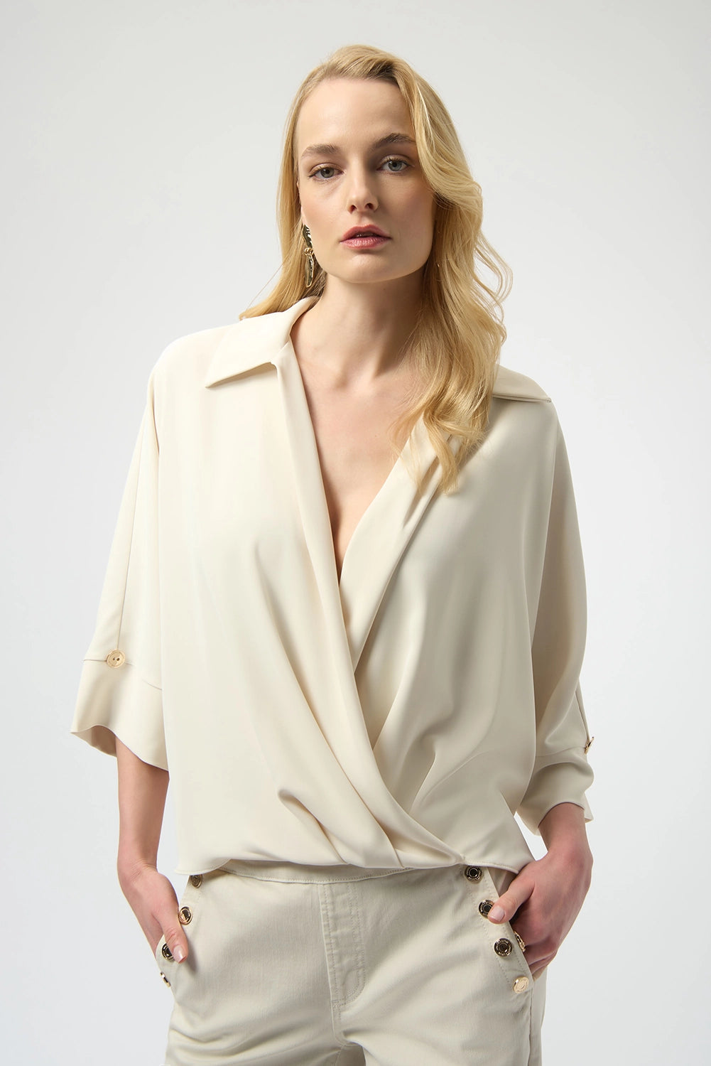 BLUSA BLANCA/ROJA 254031
