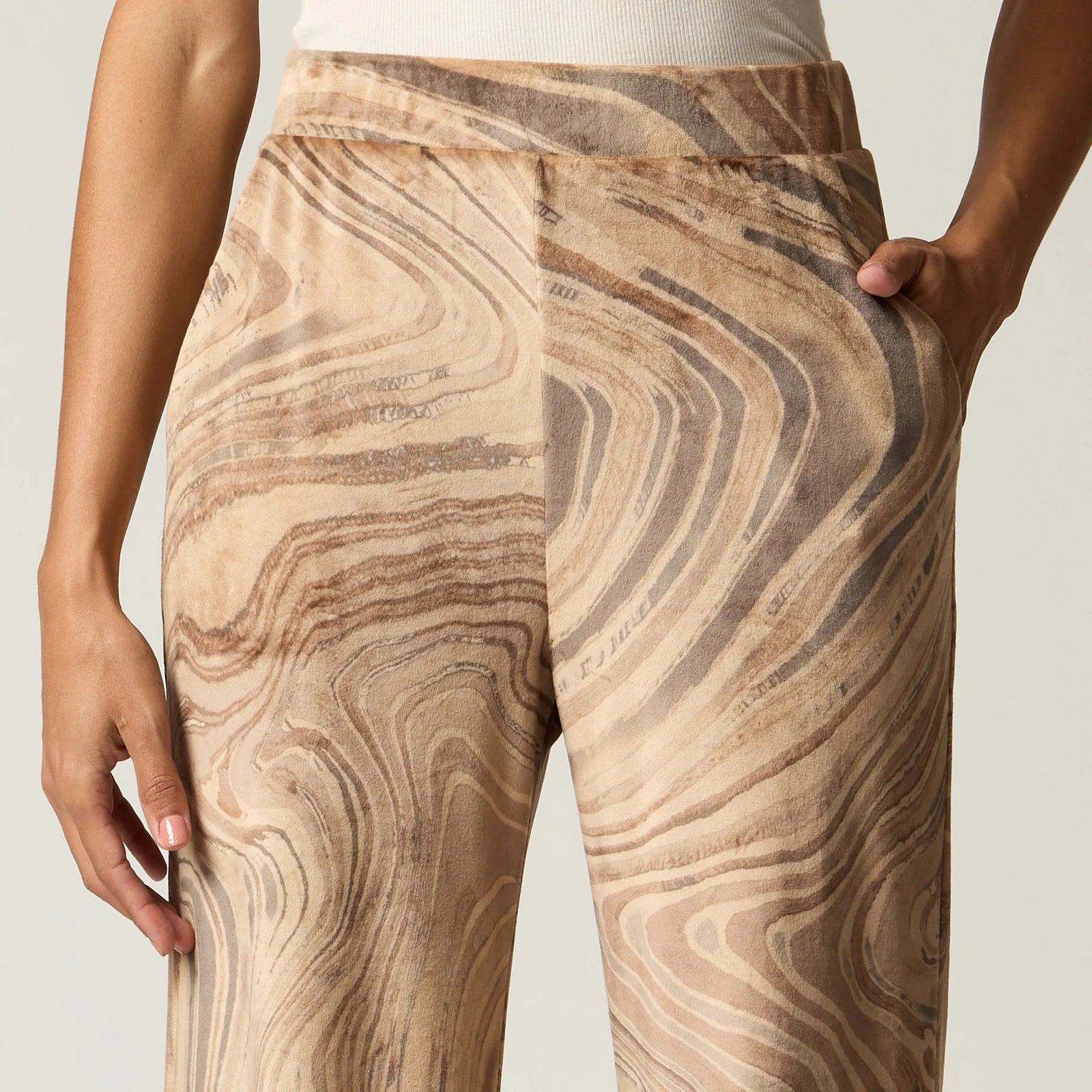 PANTALÓN TERCIOPELO BEIGE R22569