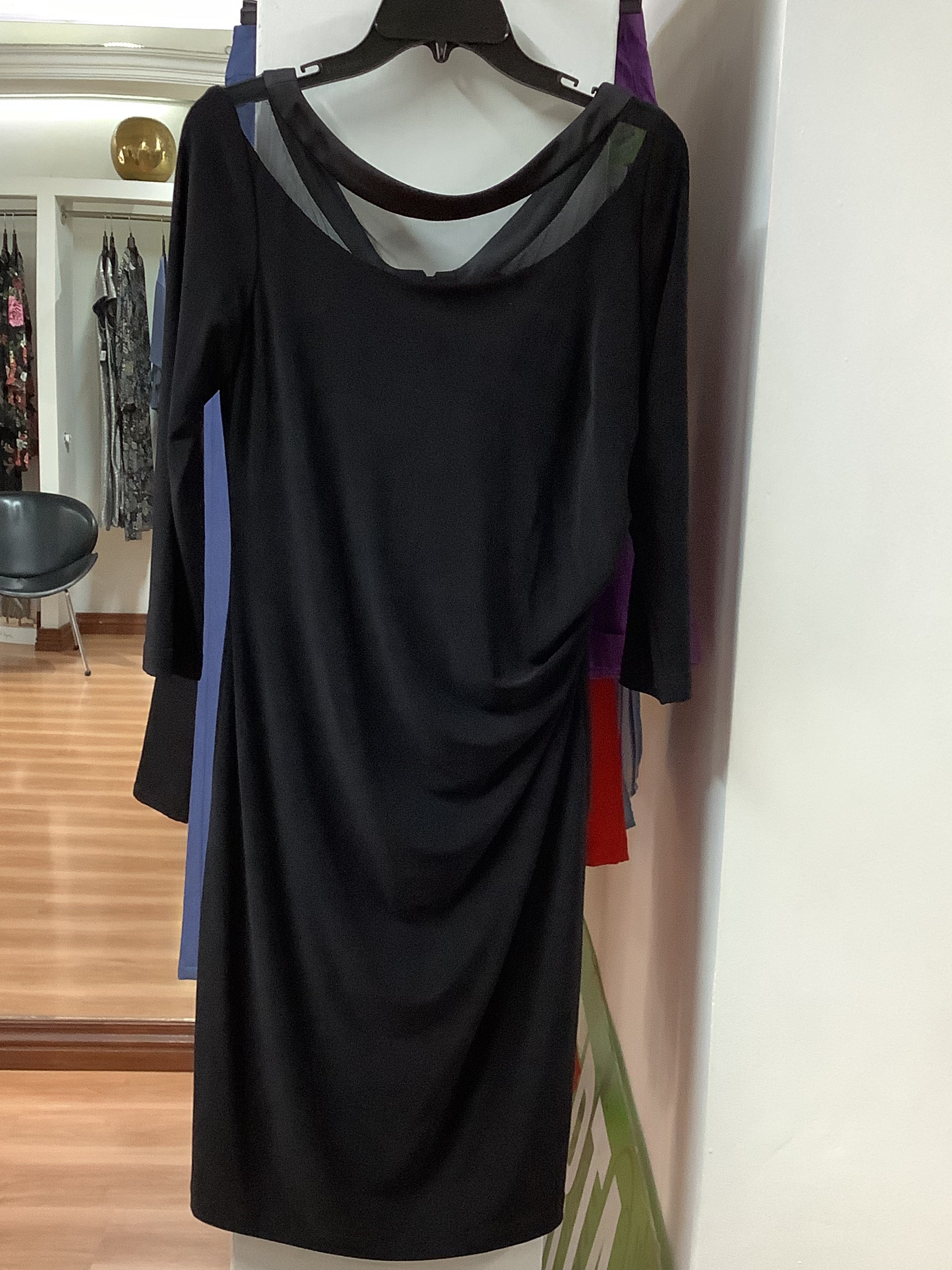 VESTIDO CORTO NEGRO 223747