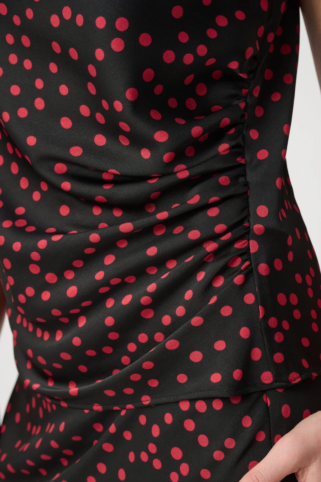 BLUSA SATÉN NEGRO LUNARES 264117