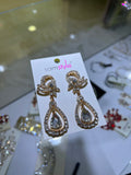 ARETES LARGOS DORADOS