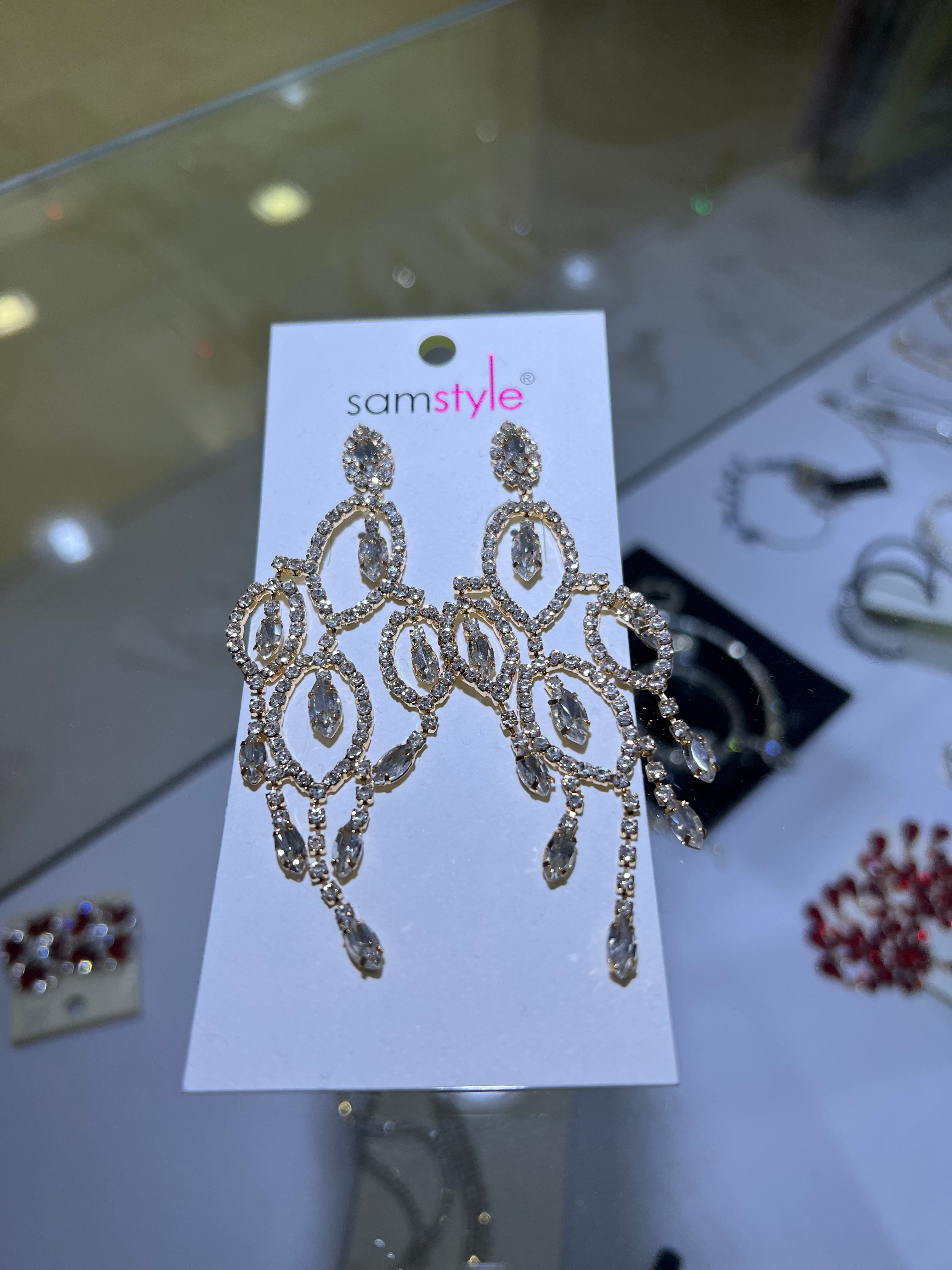 ARETES LARGOS DORADOS