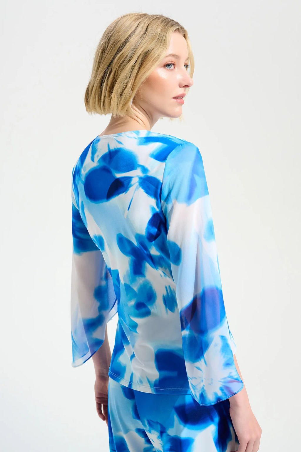 BLUSA AZUL ESTAMPADA 261775