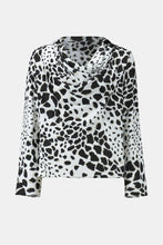 Cargar imagen en el visor de la galería, BLUSA ANIMAL PRINT
