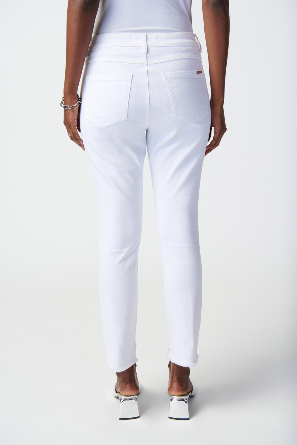 PANTALÓN JEANS BLANCOS 241921