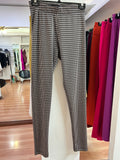 PANTALÓN NEGRO ESTAMPADO