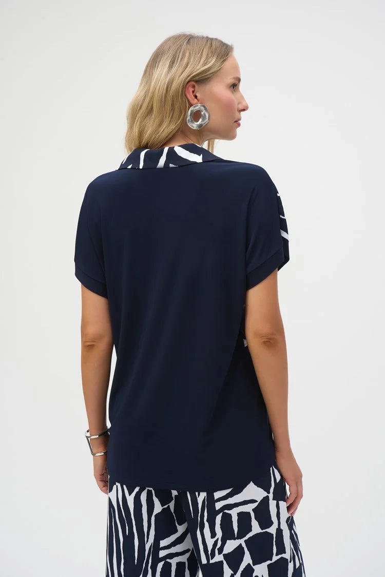 BLUSA AZUL MARINO ESTAMPADA 252146