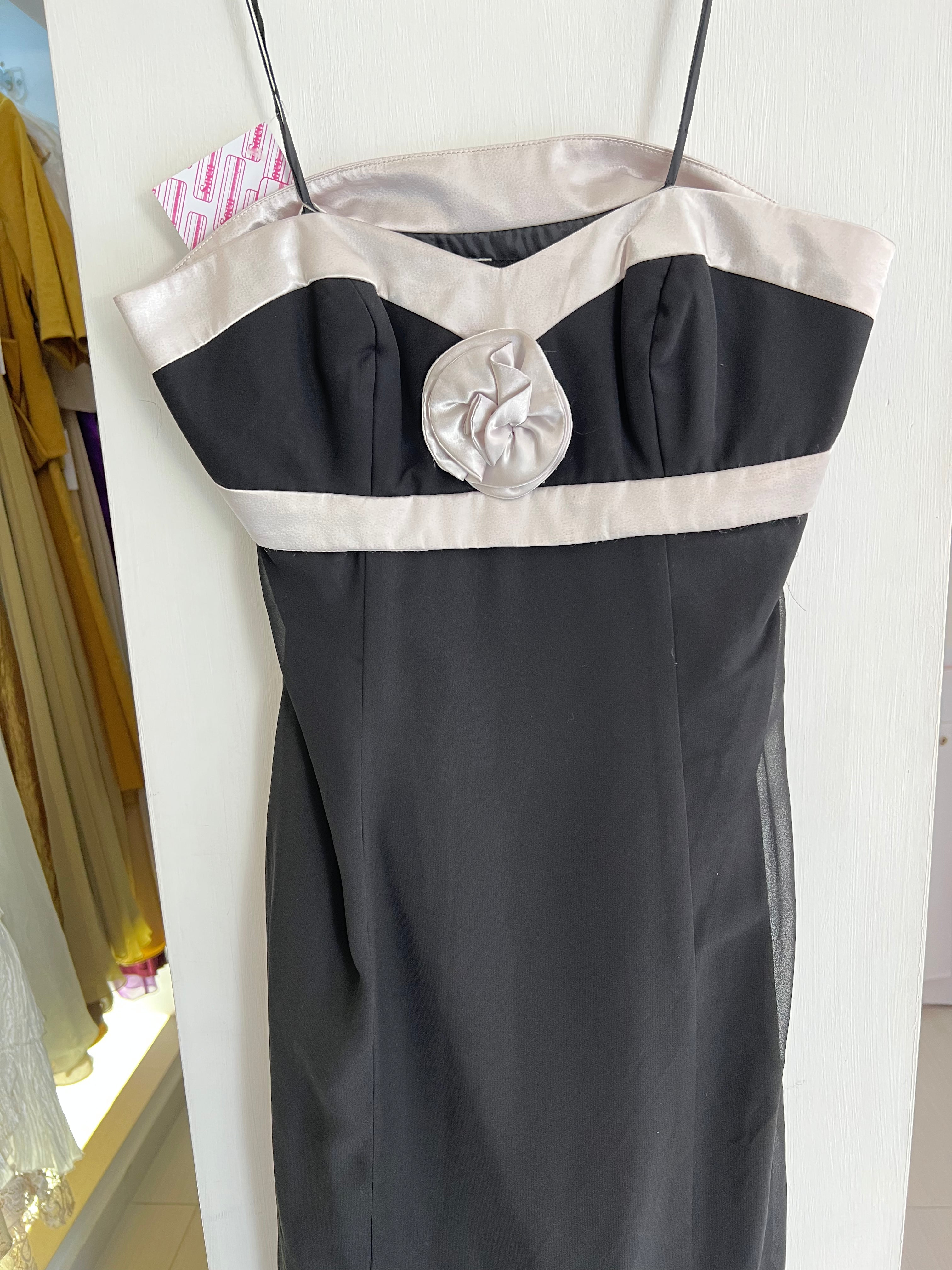 VESTIDO LARGO STRAPLESS NEGRO