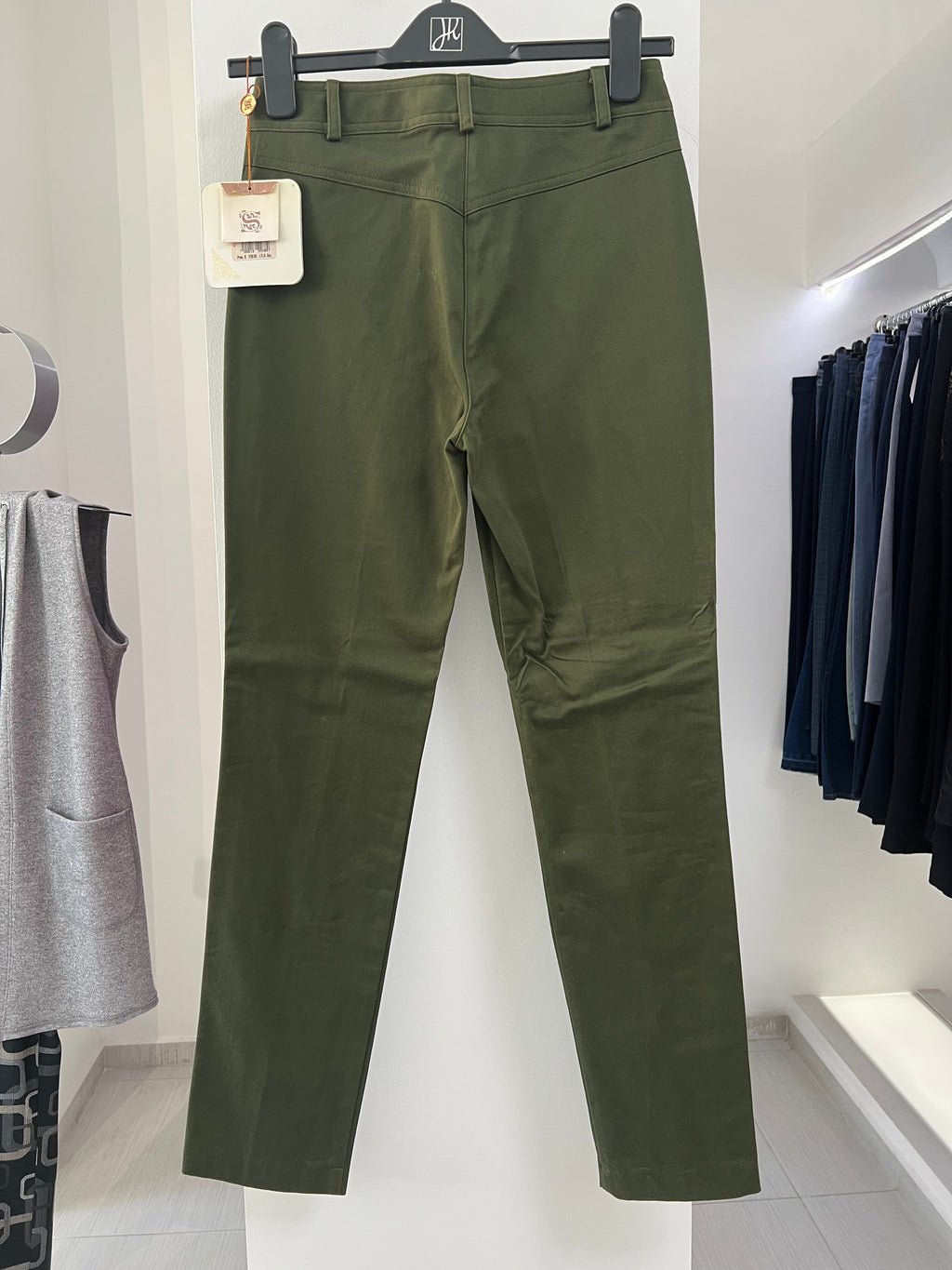 PANTALÓN VERDE MILITAR