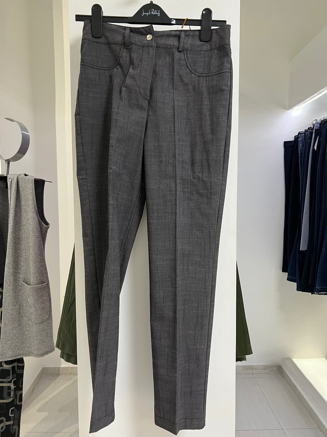 PANTALÓN GRIS