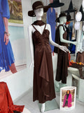 VESTIDO LARGO SATINADO CAFÉ