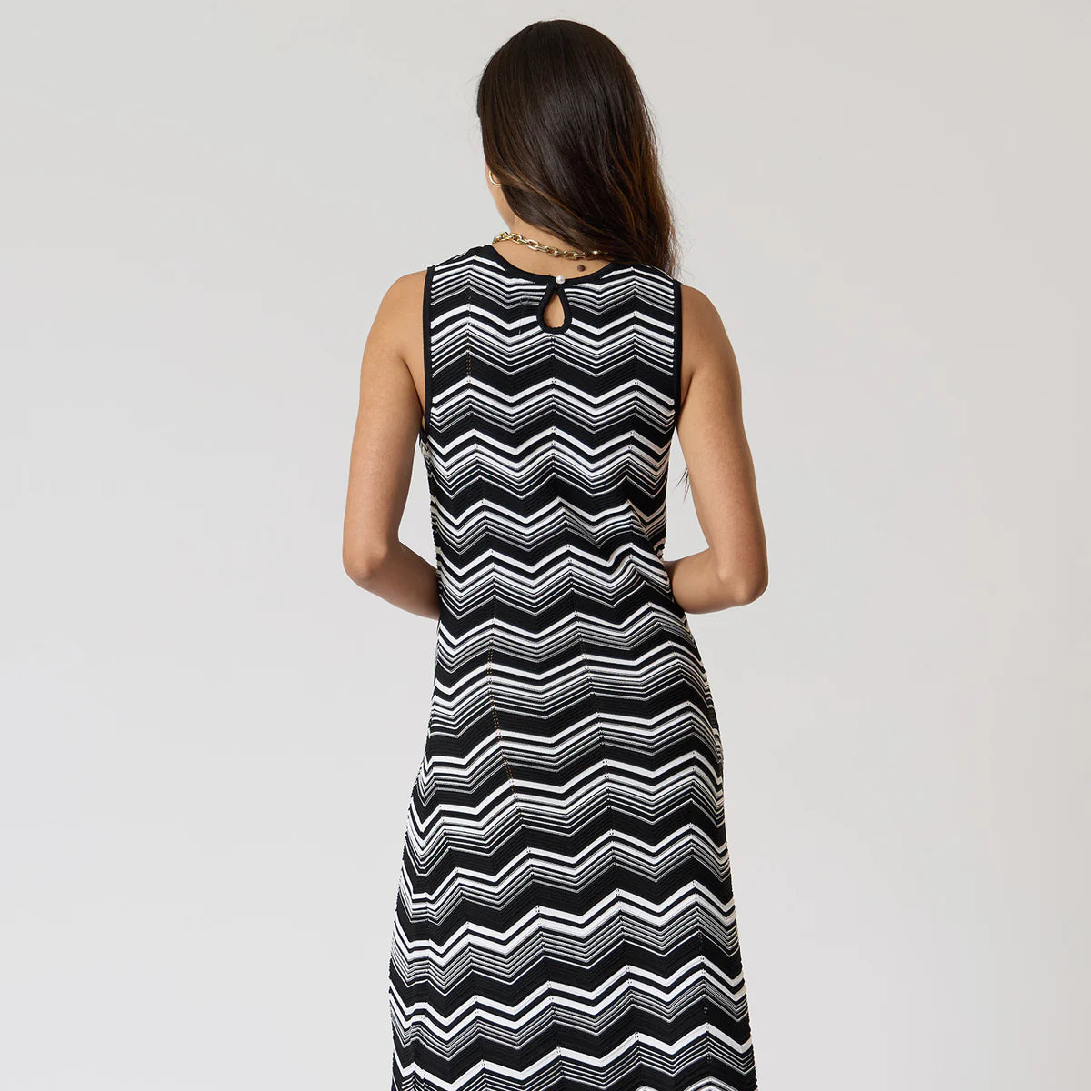 VESTIDO MIDI NEGRO ESTAMPADO R16031