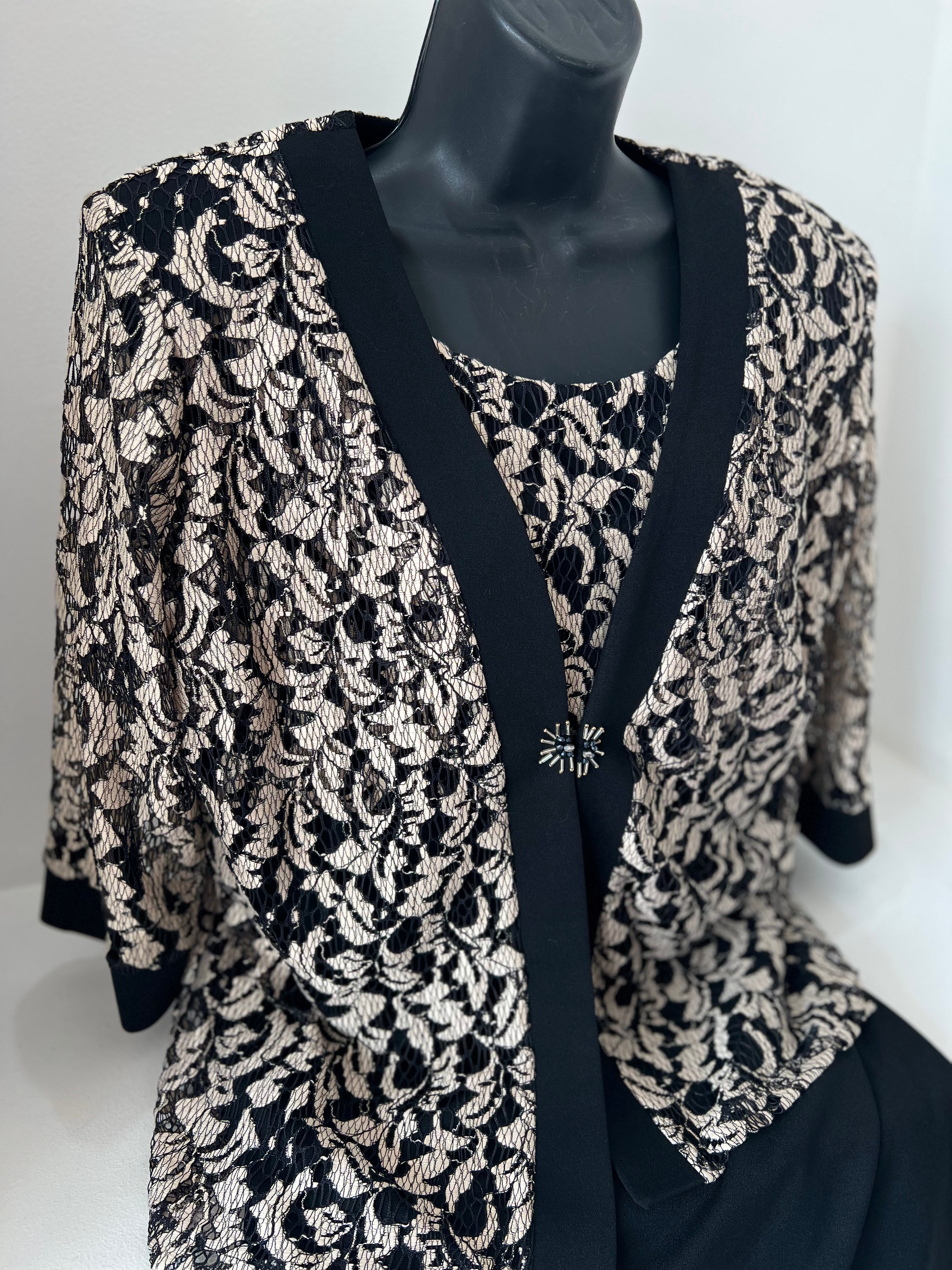 VESTIDO CORTO NEGRO Y DORADO