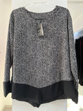 BLUSA NEGRA ESTAMPADA