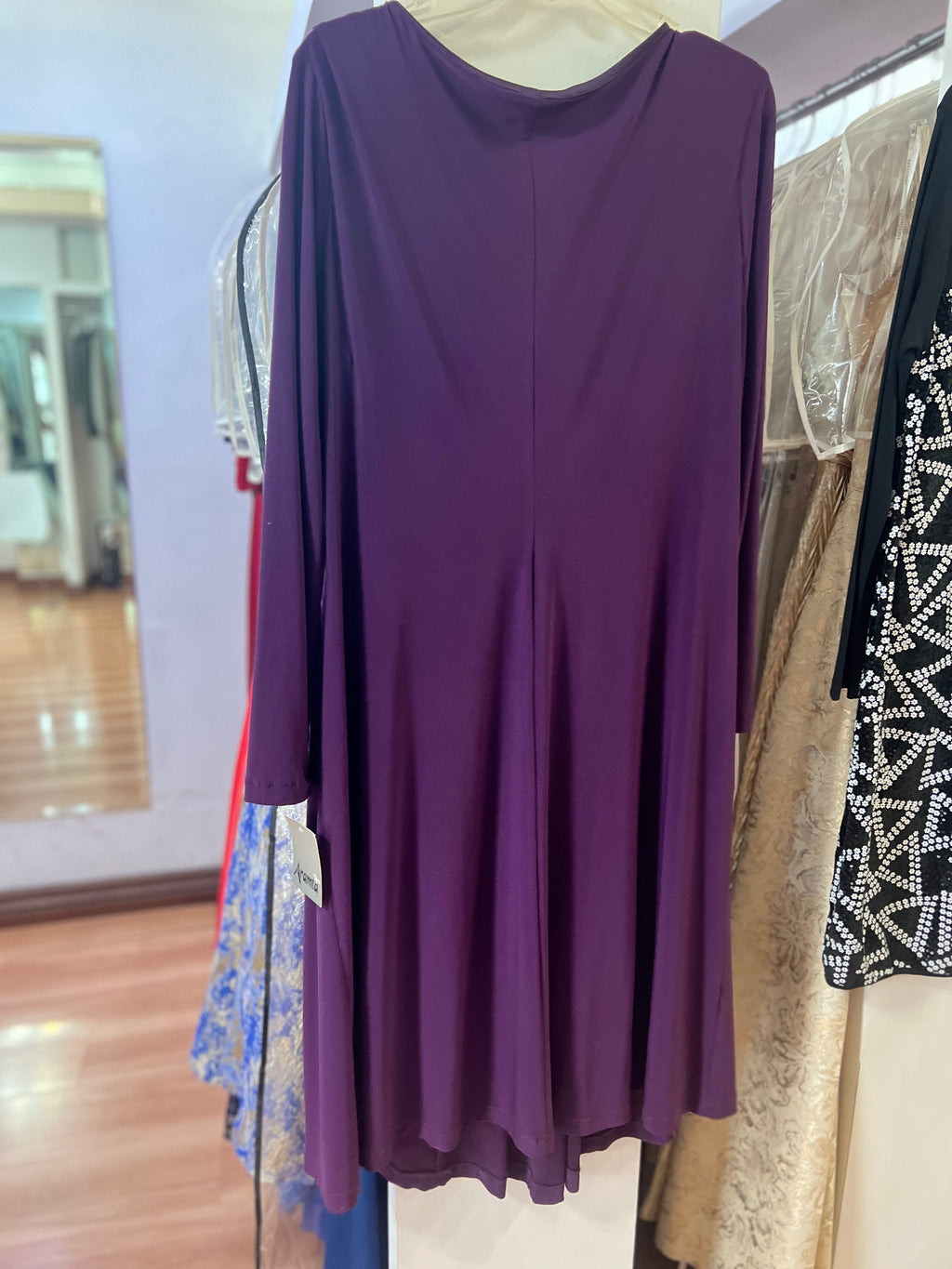 VESTIDO CORTO MORADO