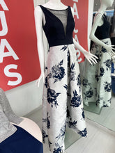 Cargar imagen en el visor de la galería, VESTIDO LARGO AZUL ESTAMPADO
