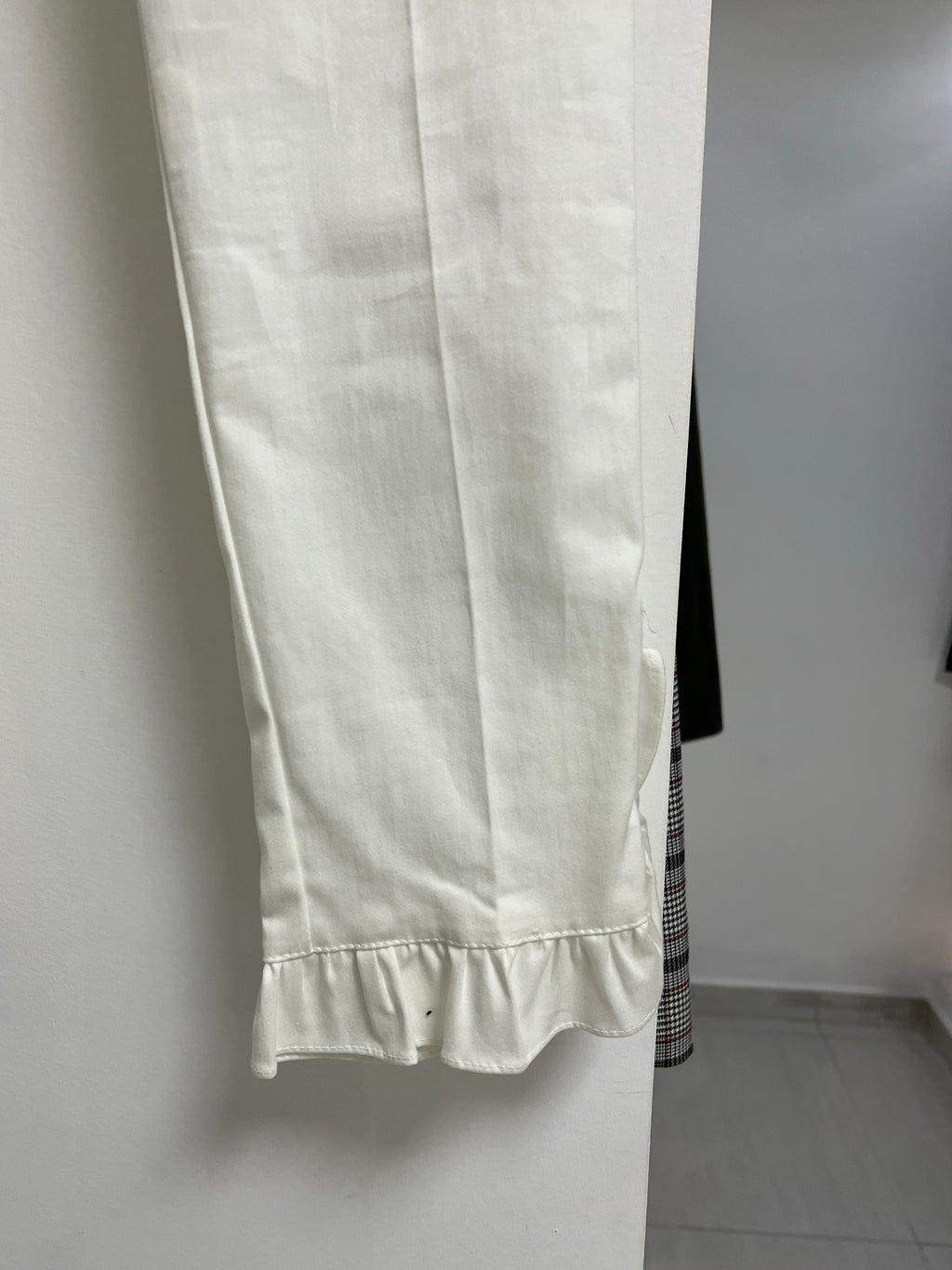 PANTALÓN CAPRI BLANCO