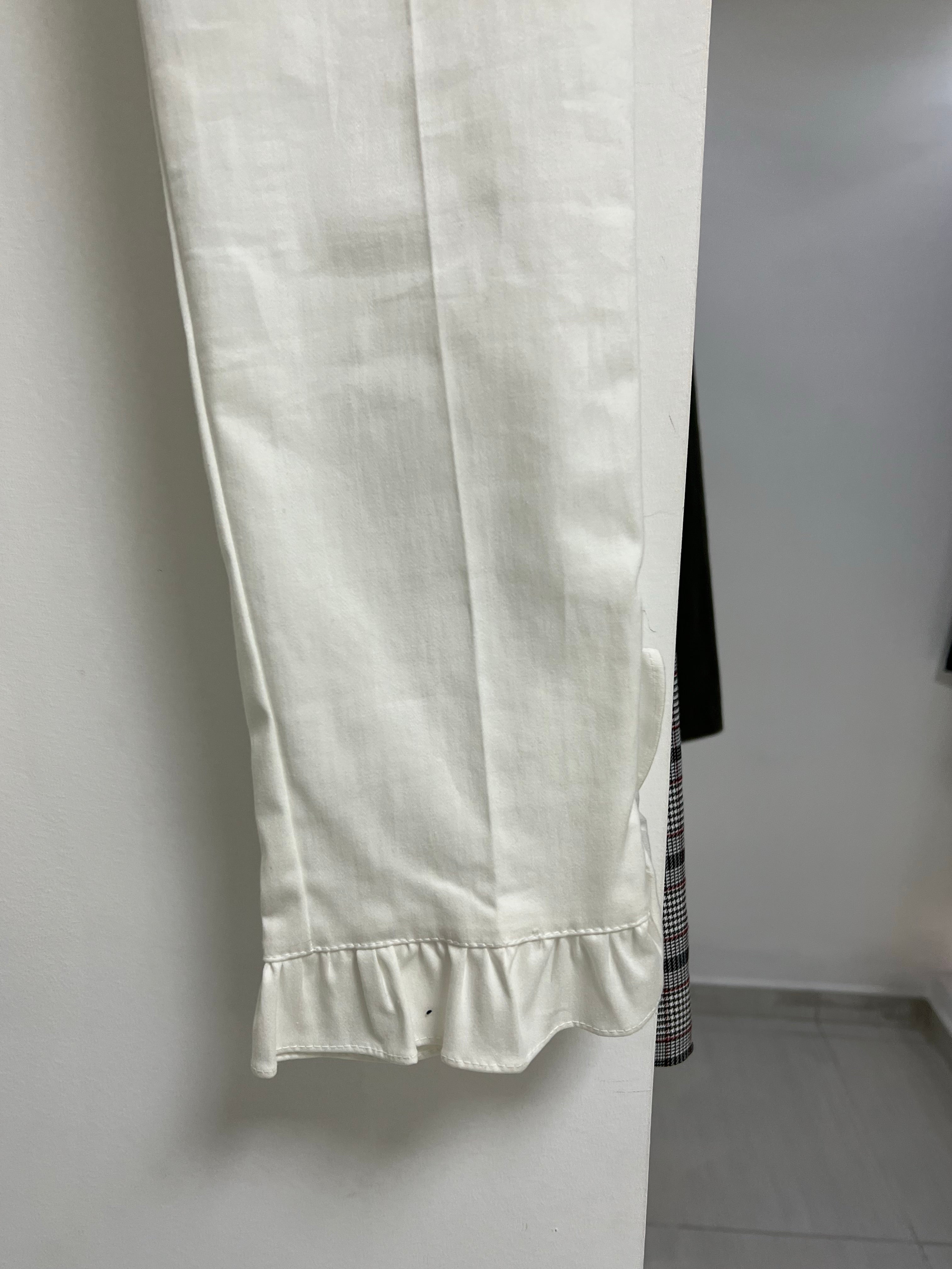PANTALÓN CAPRI BLANCO