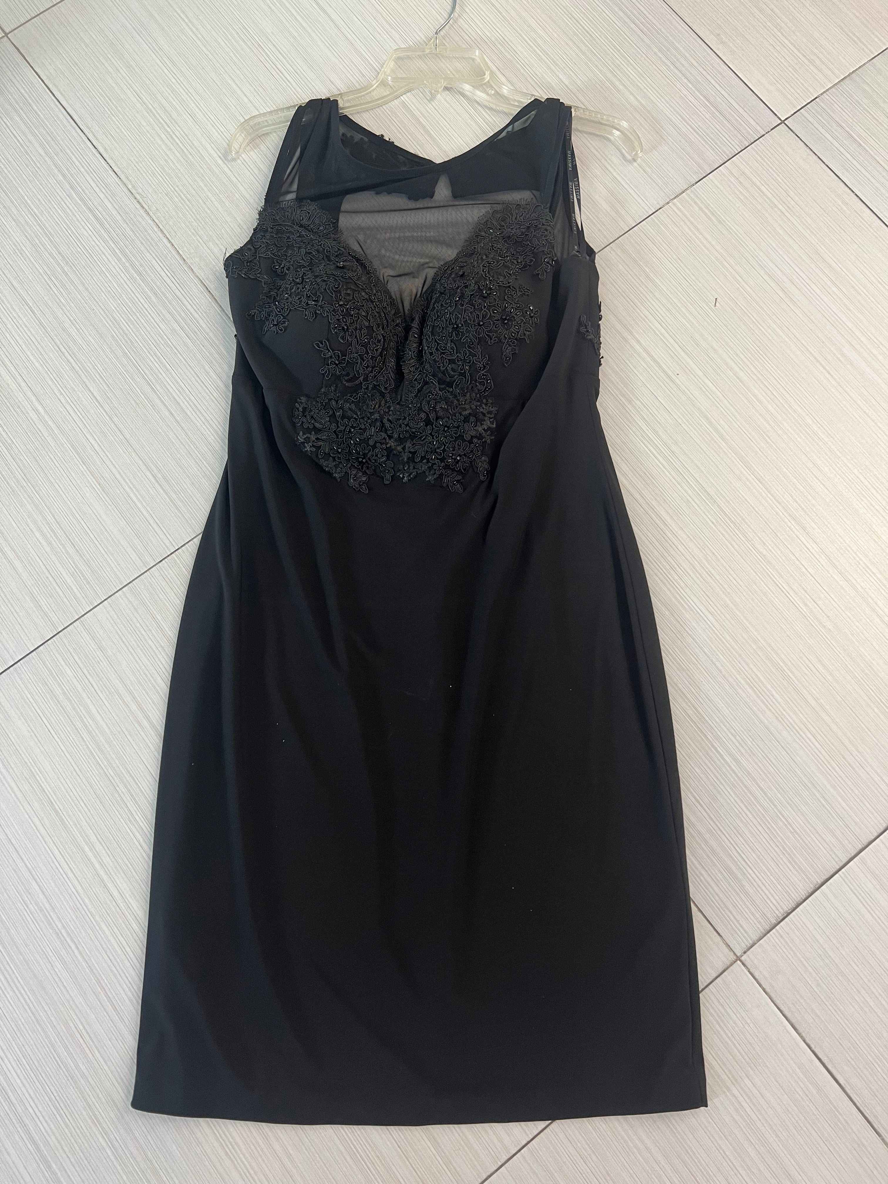 VESTIDO NEGRO