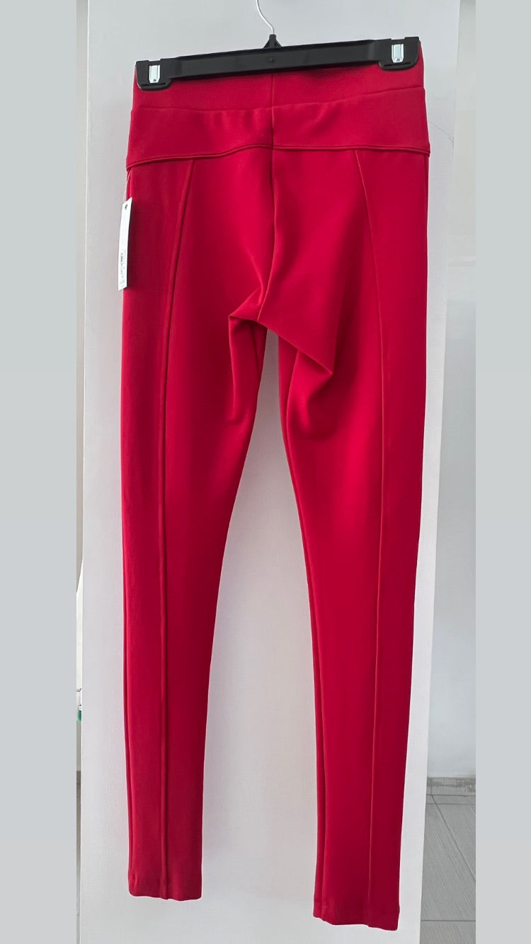 PANTALÓN ROJO
