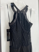 Cargar imagen en el visor de la galería, VESTIDO LARGO NEGRO HALTER
