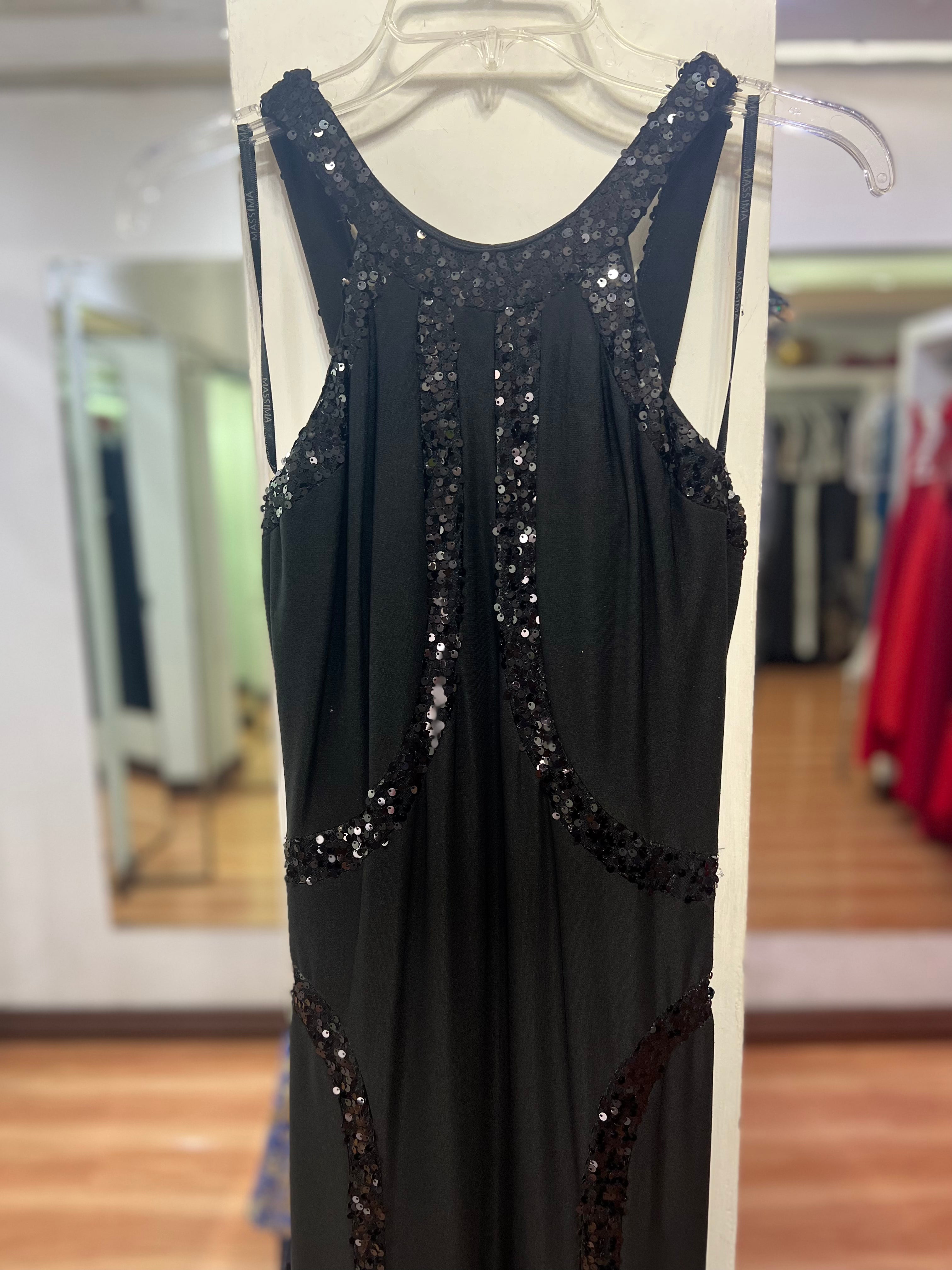 VESTIDO LARGO NEGRO LENTEJUELAS