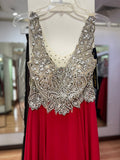 VESTIDO LARGO ROJO BORDADO