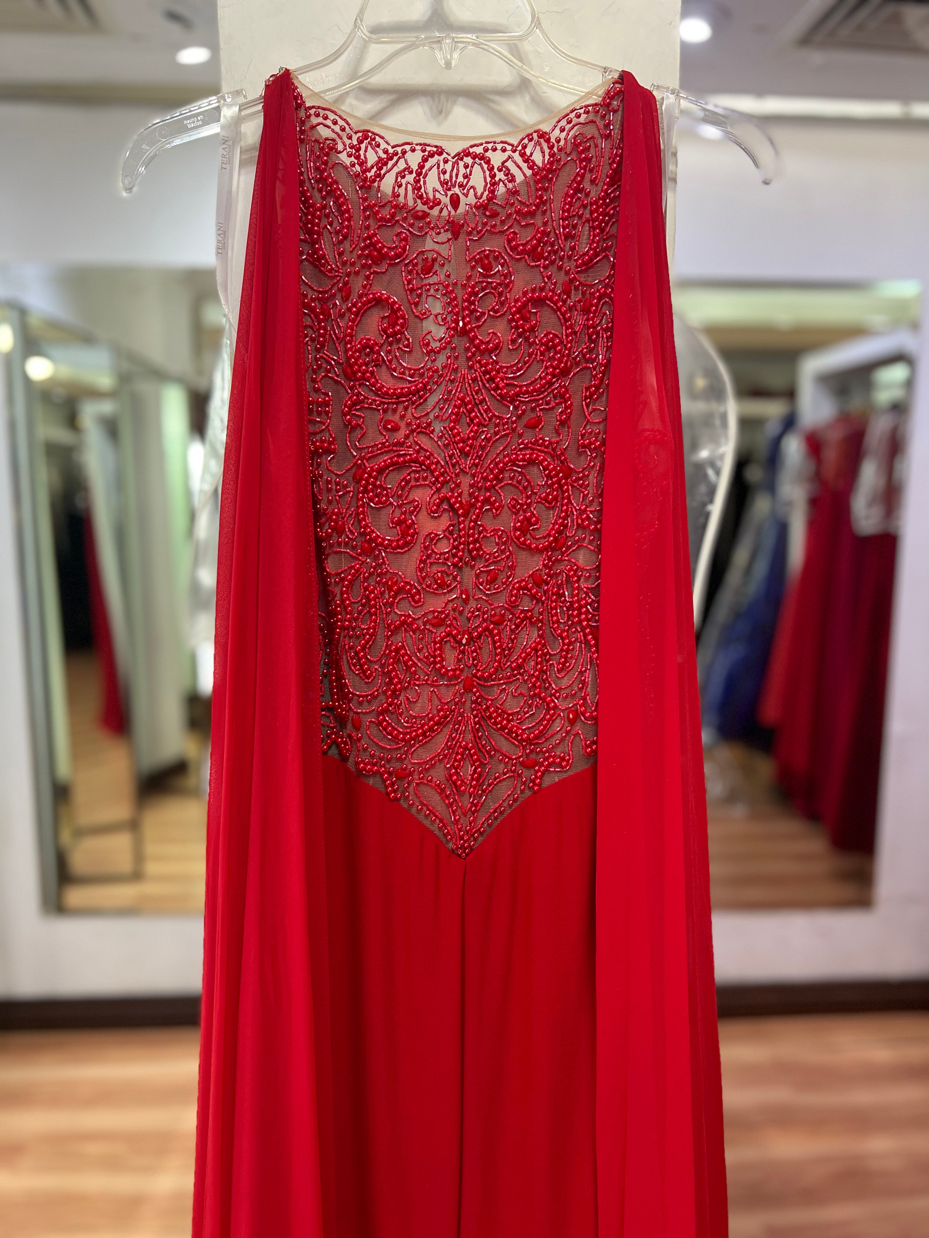VESTIDO LARGO ROJO PEDRERÍA