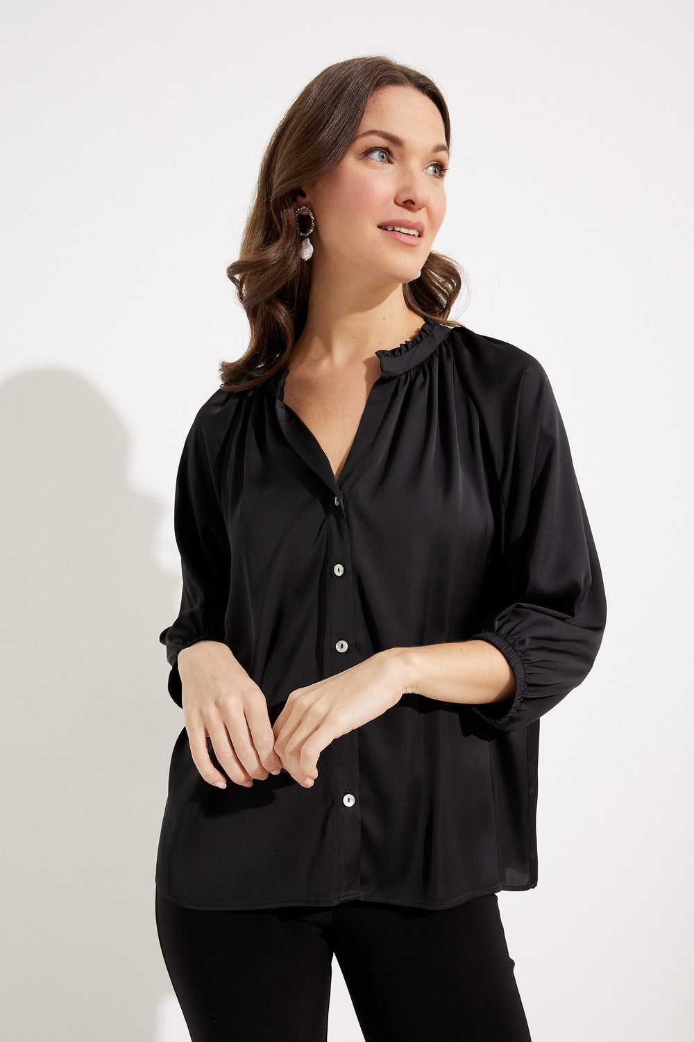 BLUSA SATIN NEGRA