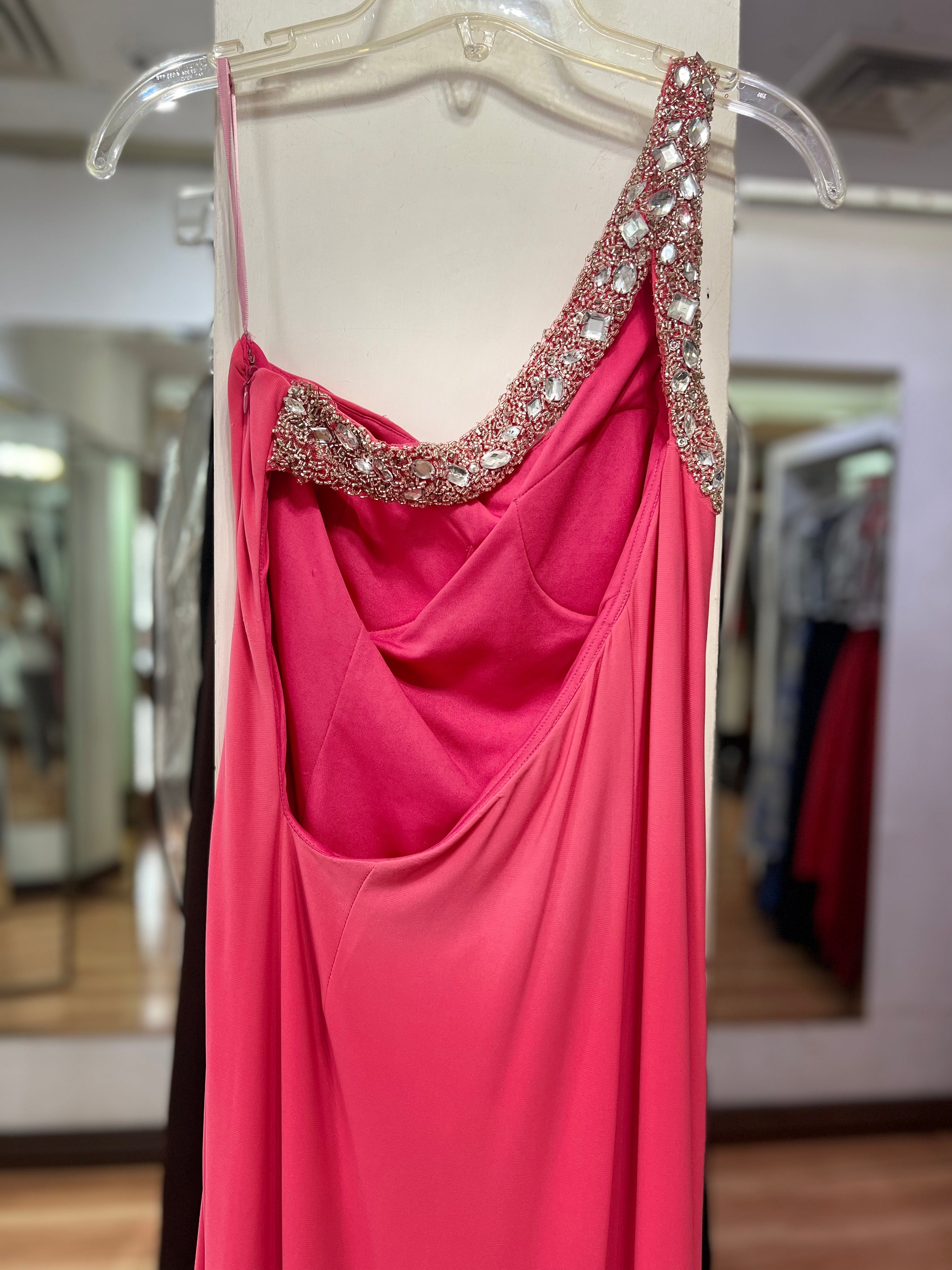 VESTIDO LARGO ROSA UN HOMBRO