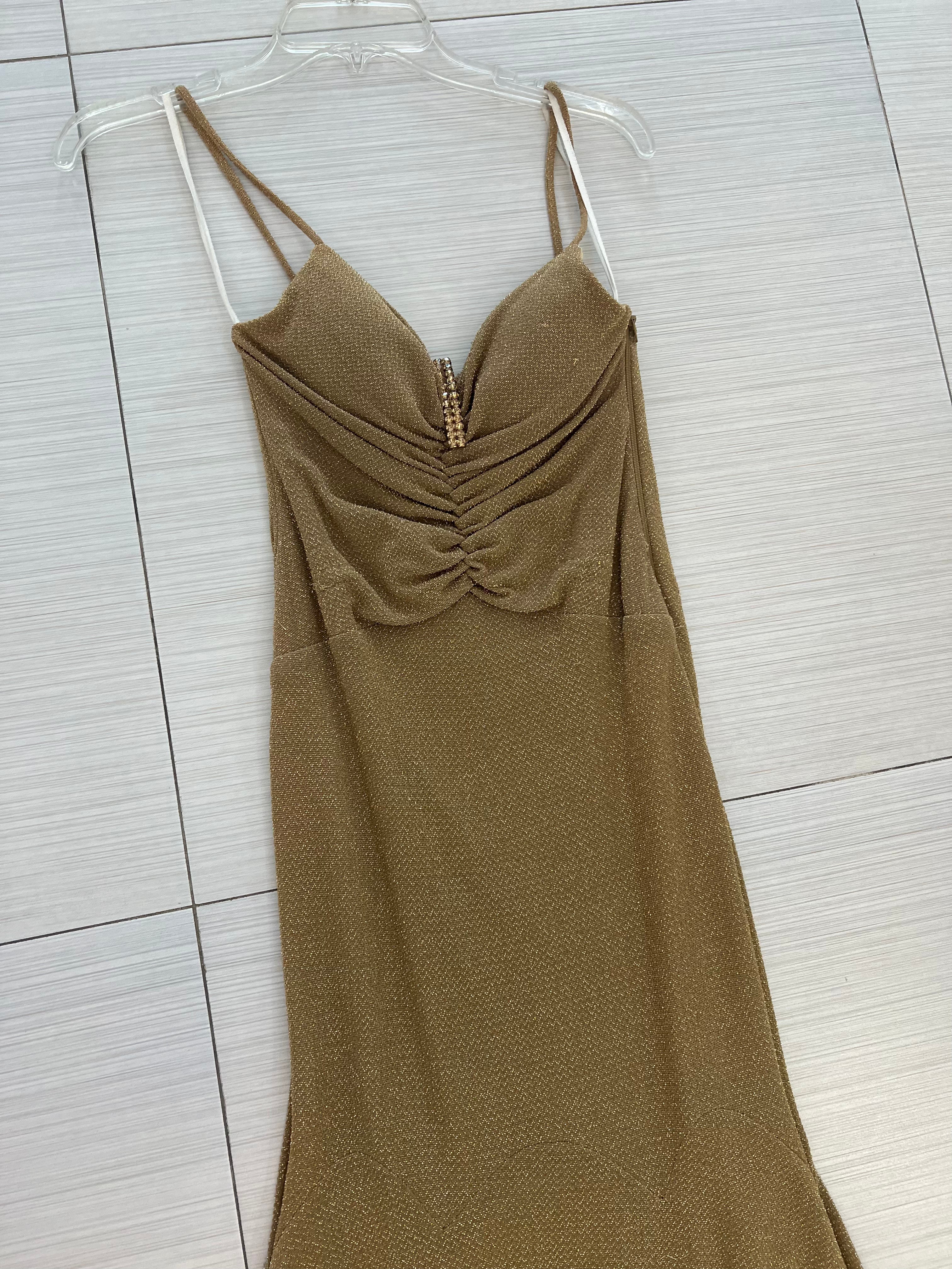 VESTIDO LARGO DORADO TIRANTES
