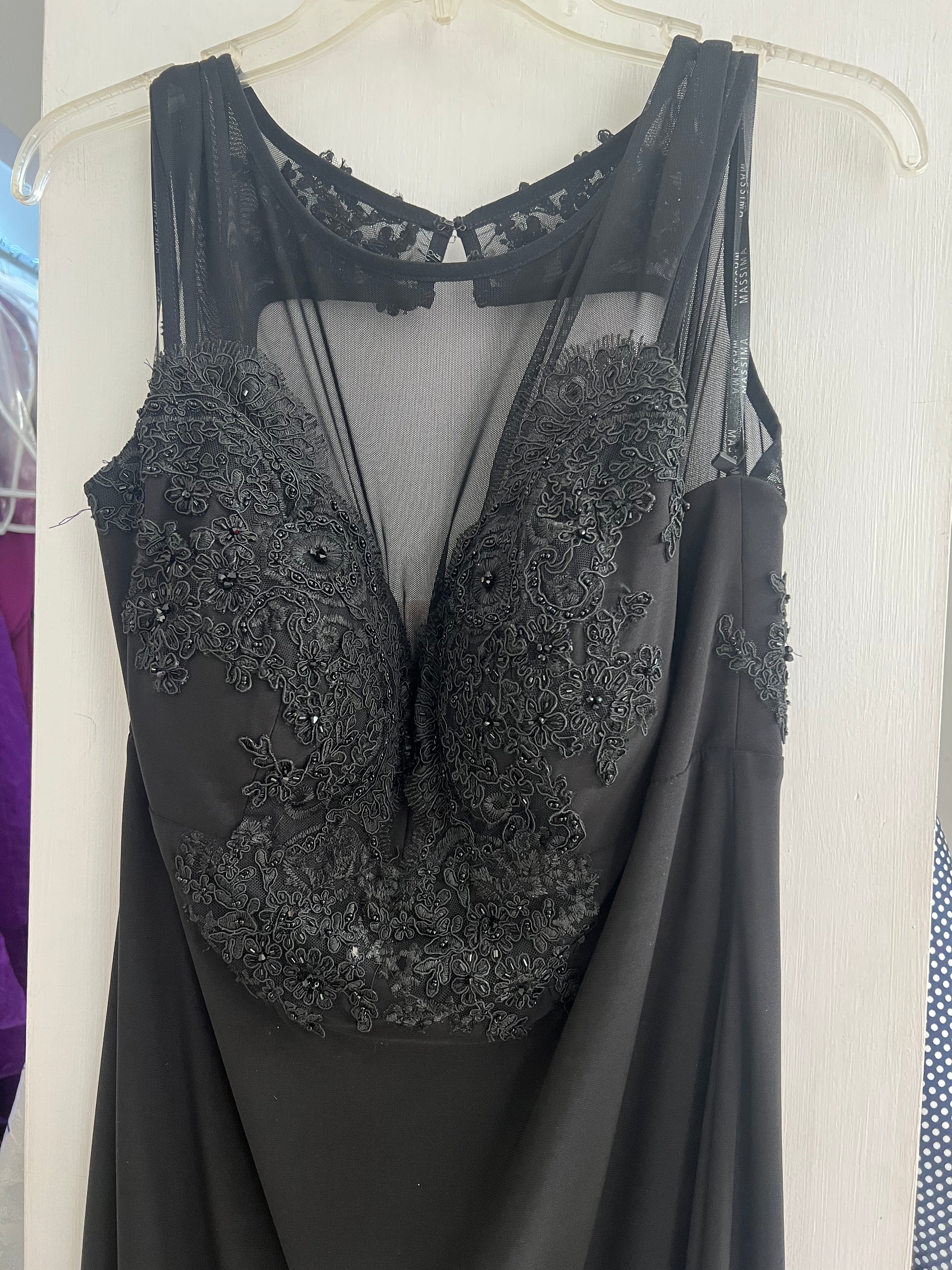 VESTIDO NEGRO