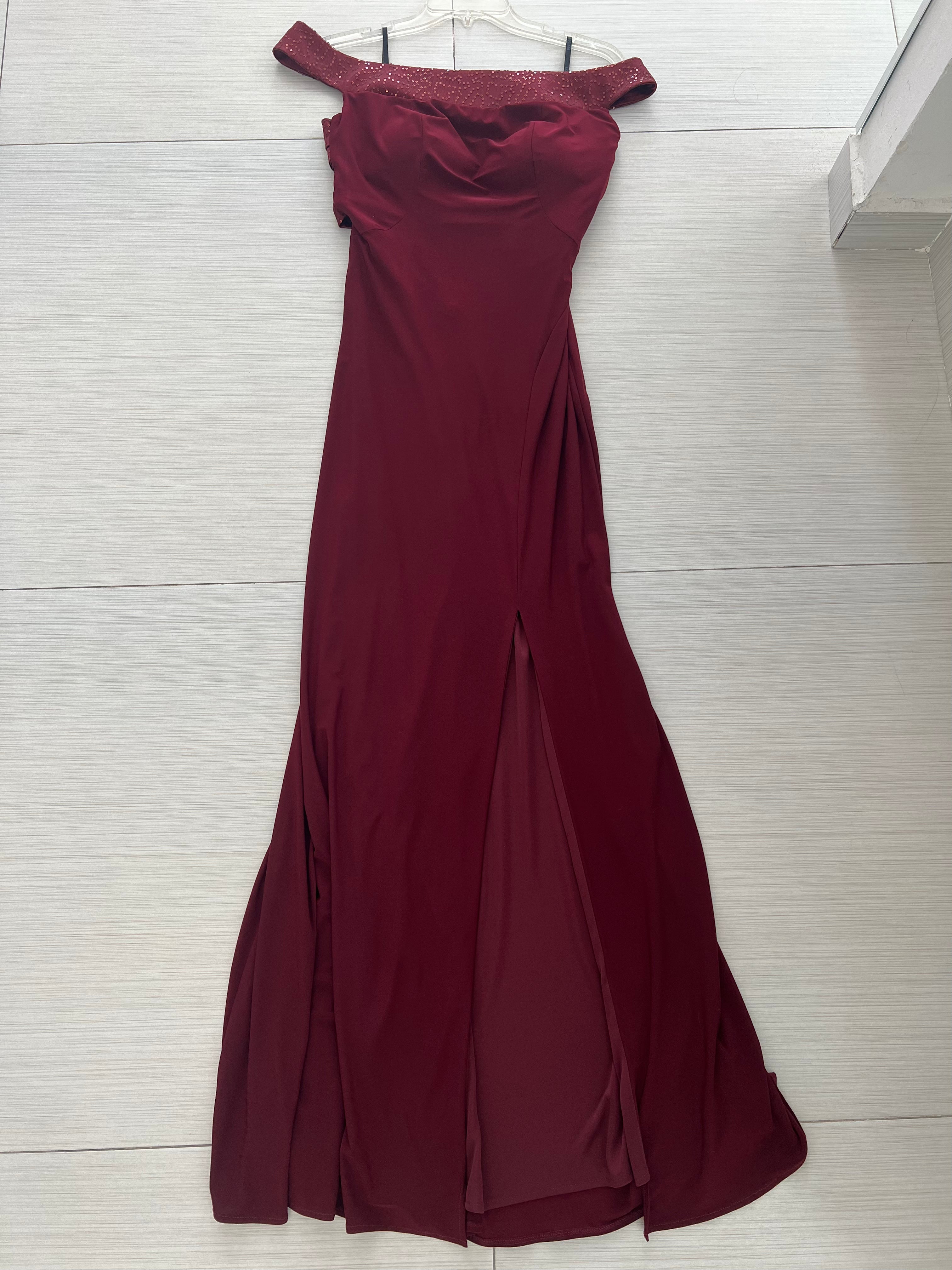 VESTIDO LARGO VINO CON LENTEJUELAS