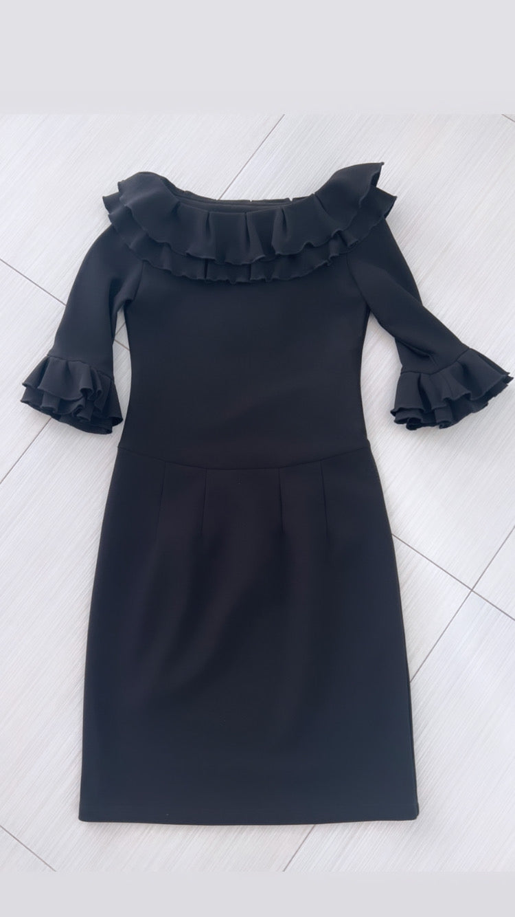 VESTIDO CORTO NEGRO