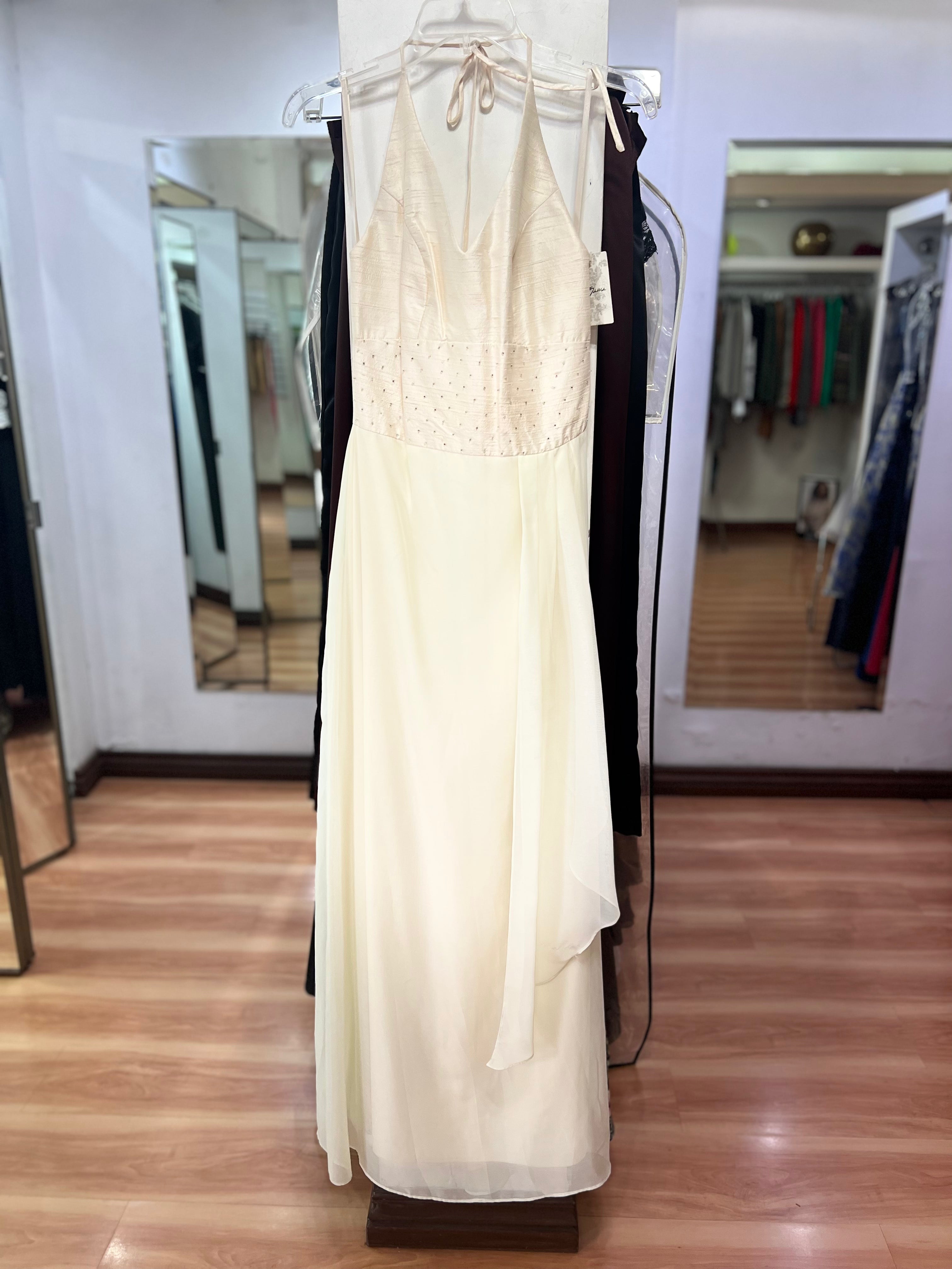 VESTIDO LARGO BLANCO HALTER