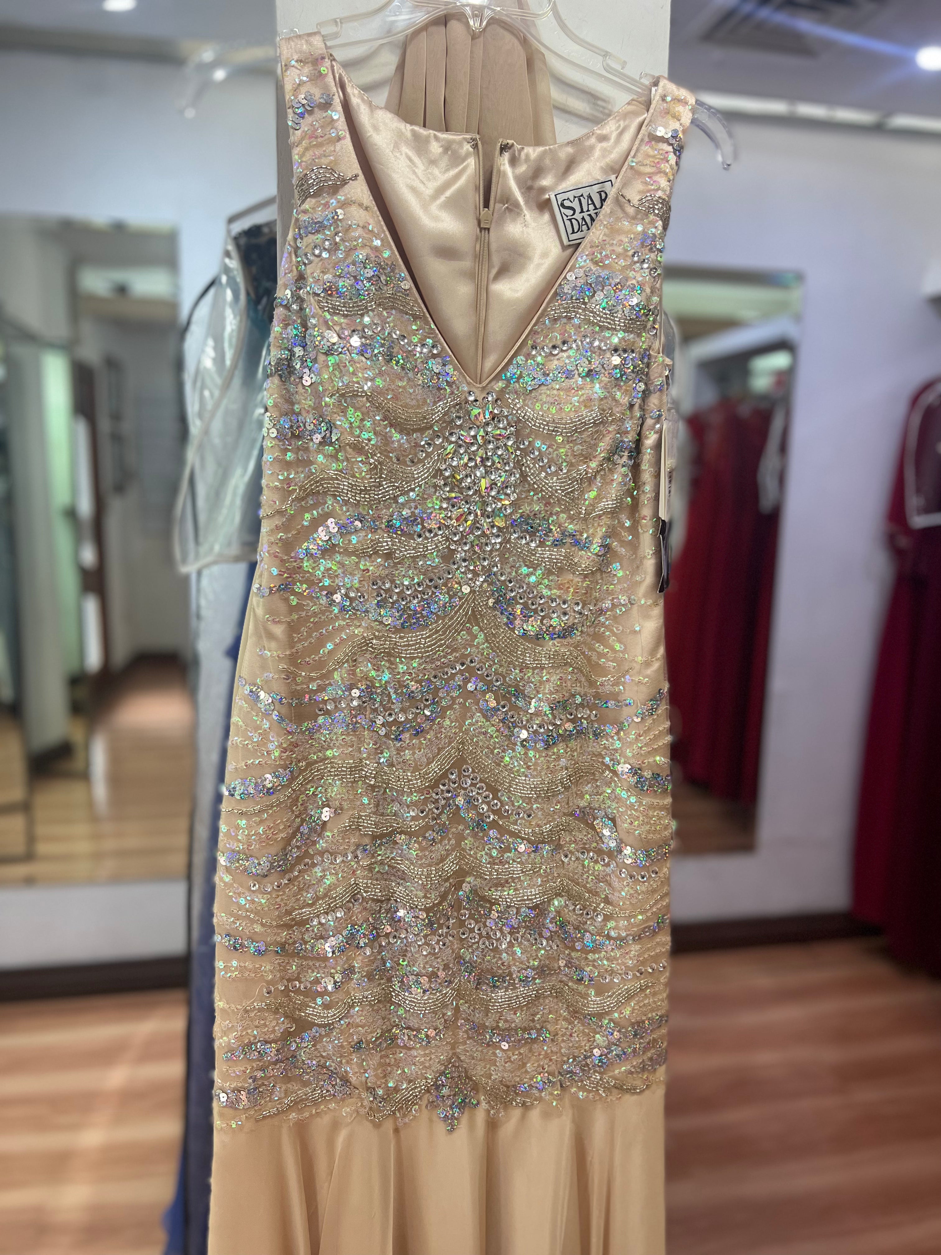 VESTIDO LARGO DORADO BORDADO