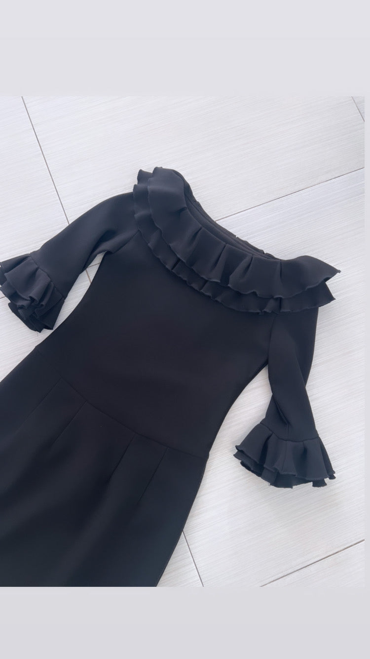 VESTIDO CORTO NEGRO