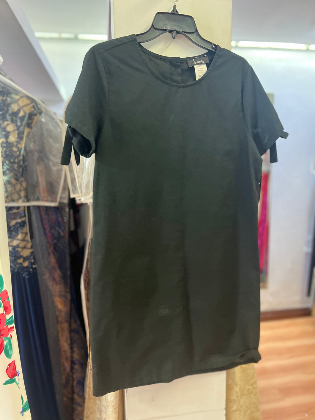VESTIDO NEGRO