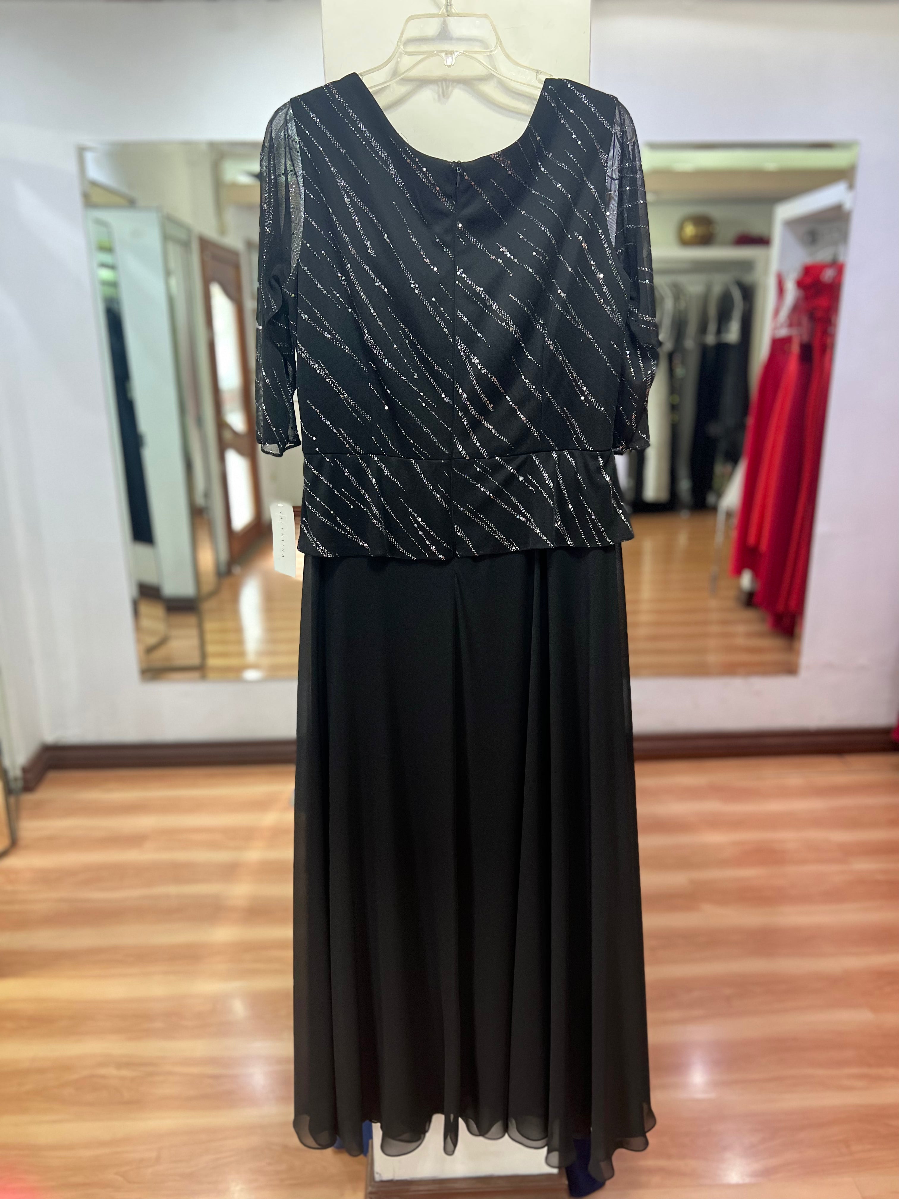 VESTIDO LARGO NEGRO PLATA