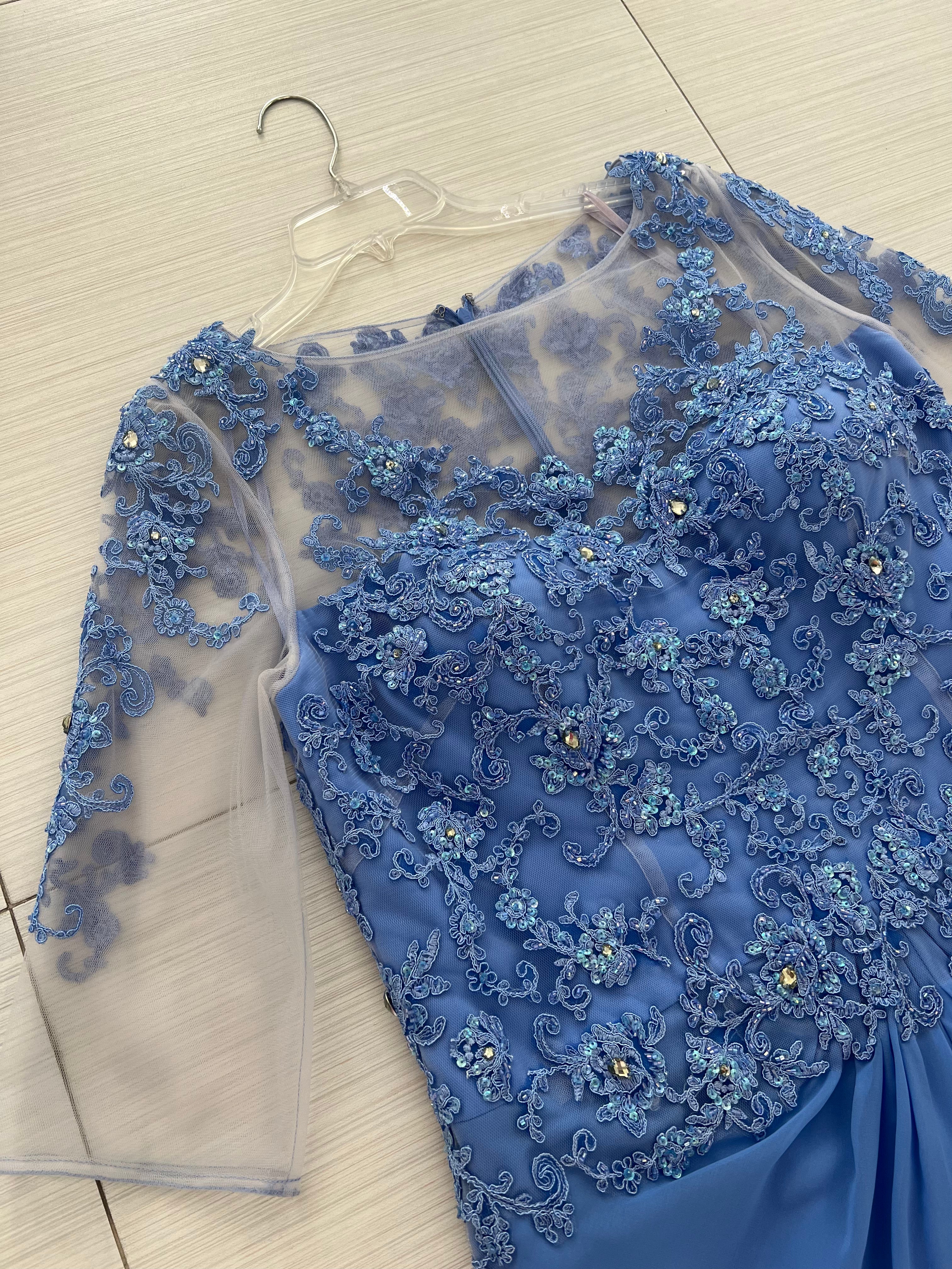VESTIDO LARGO AZUL ENCAJE