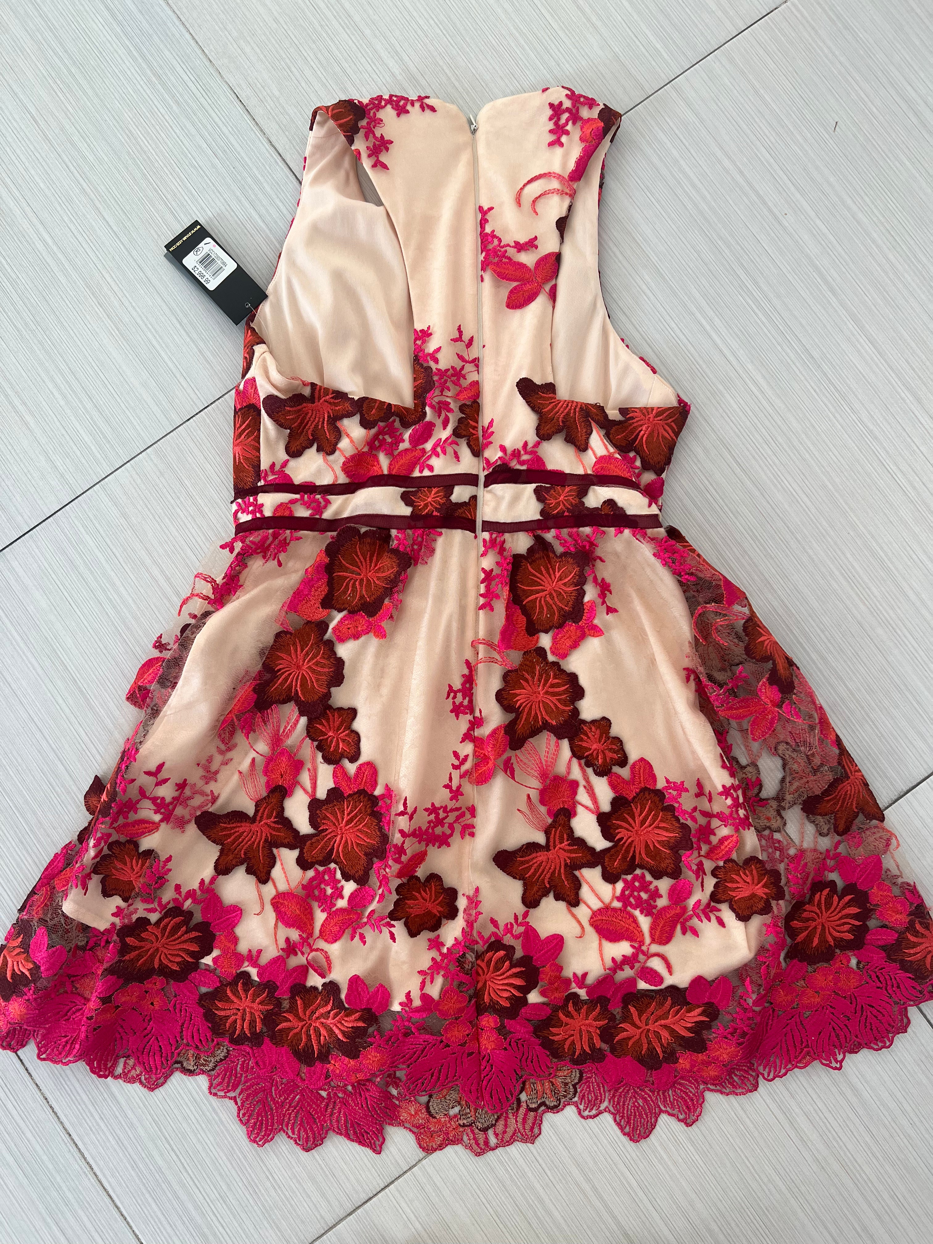 VESTIDO BEIGE/ROSA