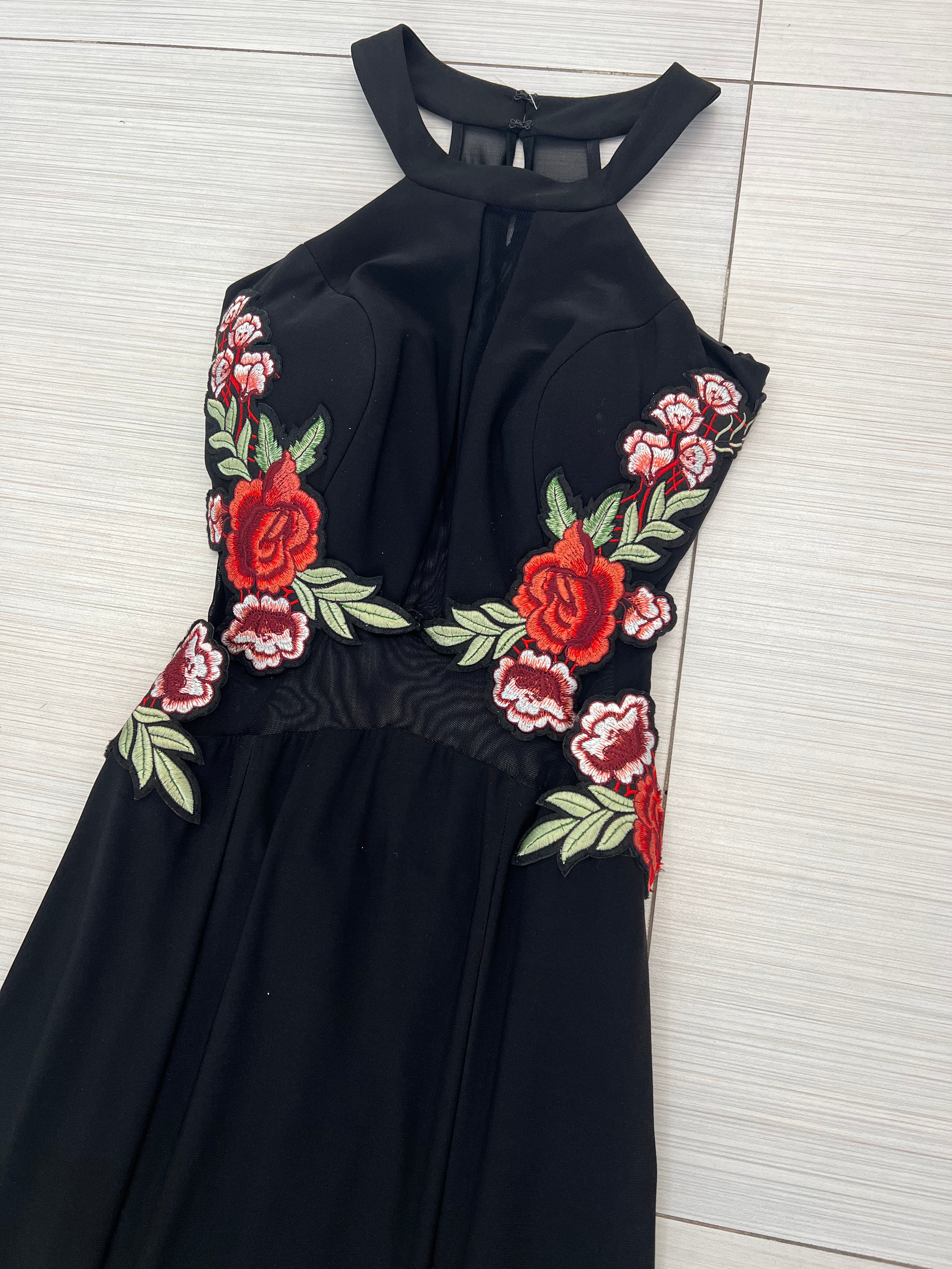 VESTIDO LARGO NEGRO