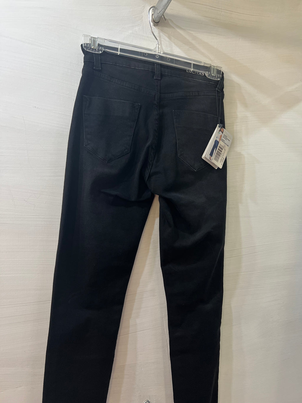 PANTALÓN JEANS NEGRO