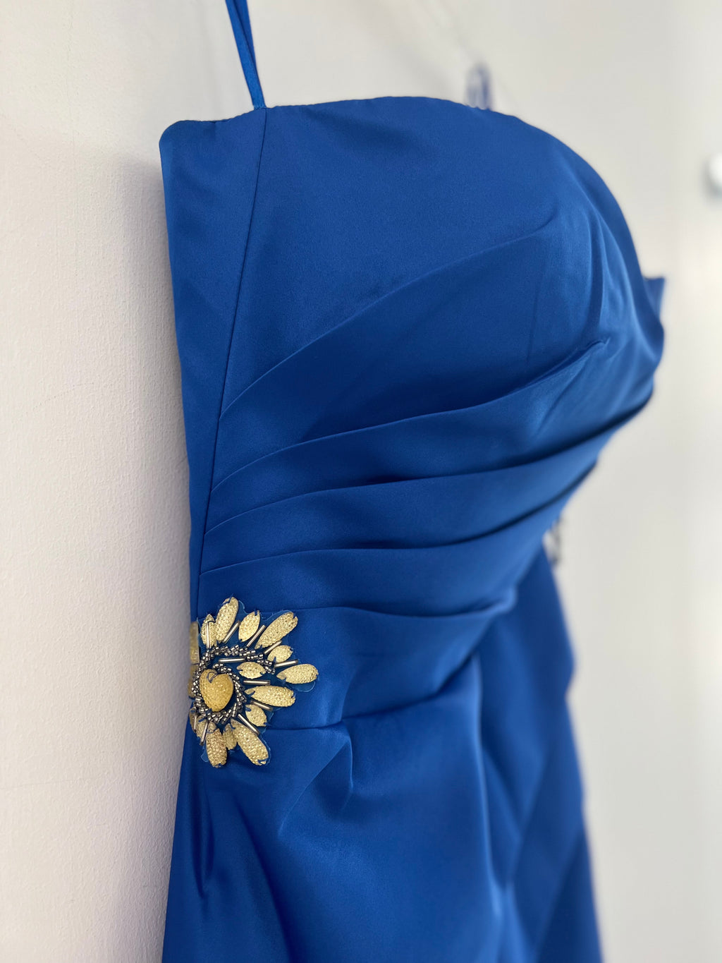 VESTIDO LARGO AZUL REY STRAPLESS