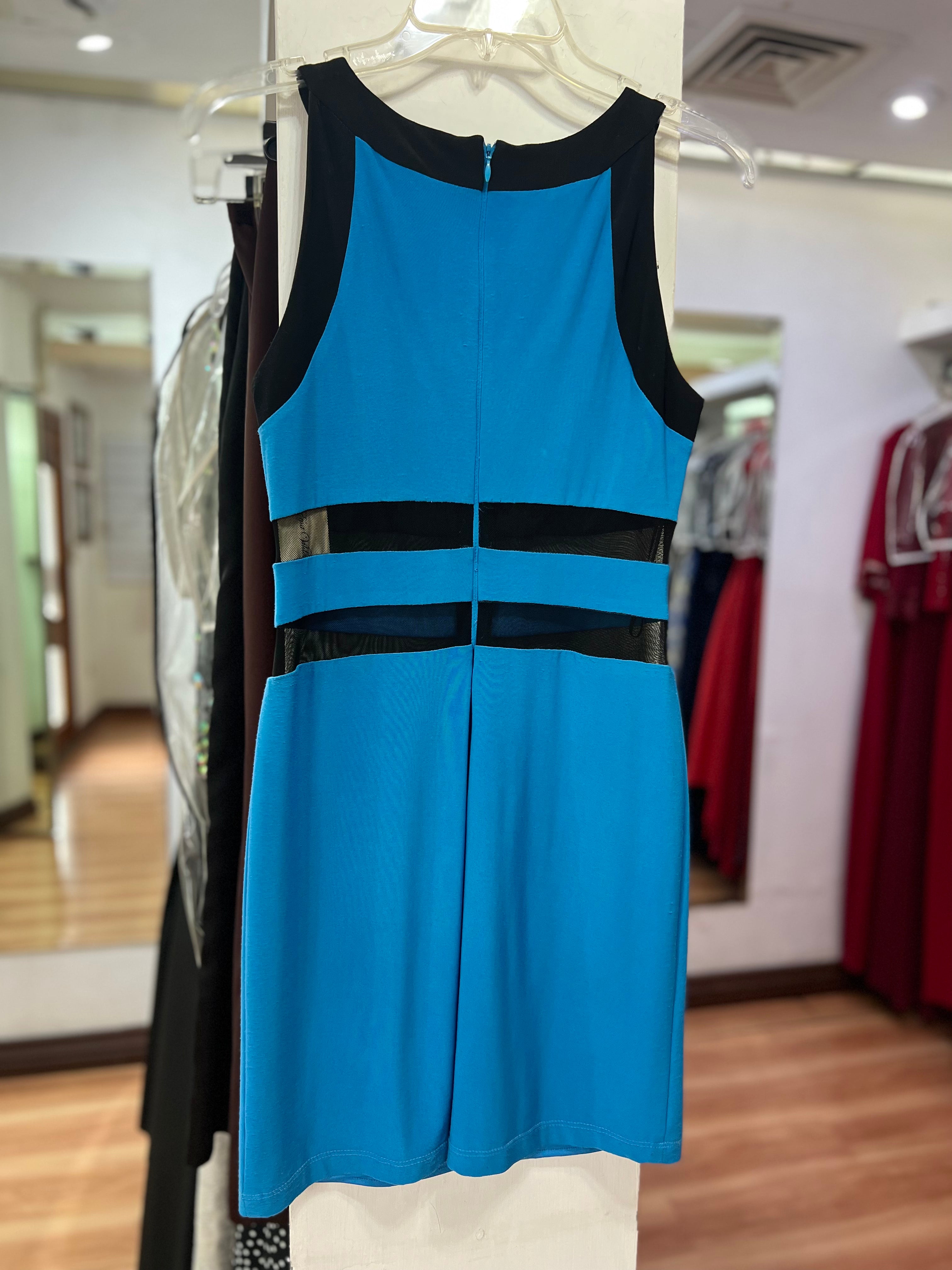 VESTIDO CORTO AZUL Y NEGRO