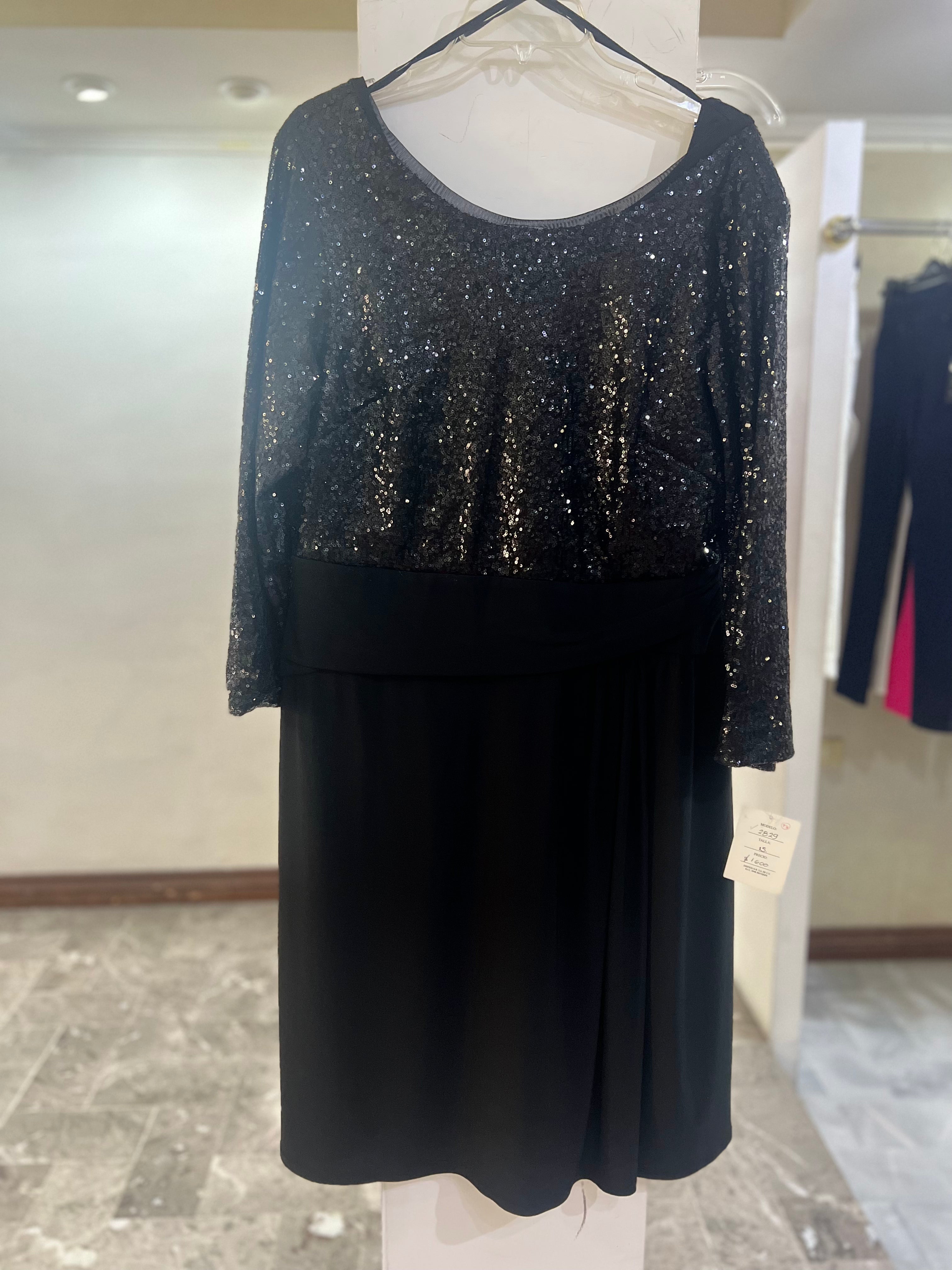 VESTIDO NEGRO LENTEJUELAS
