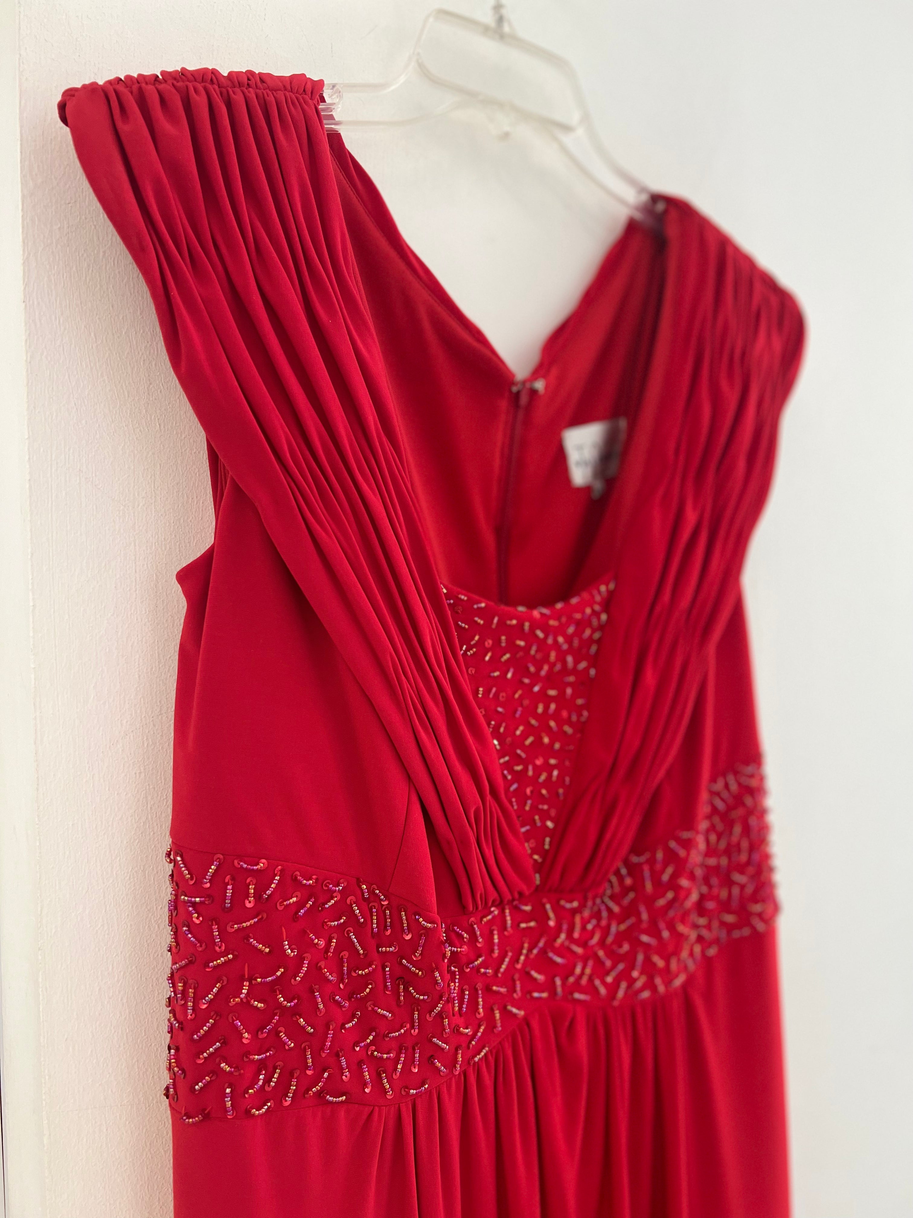 VESTIDO LARGO ROJO HOMBROS CAÍDOS