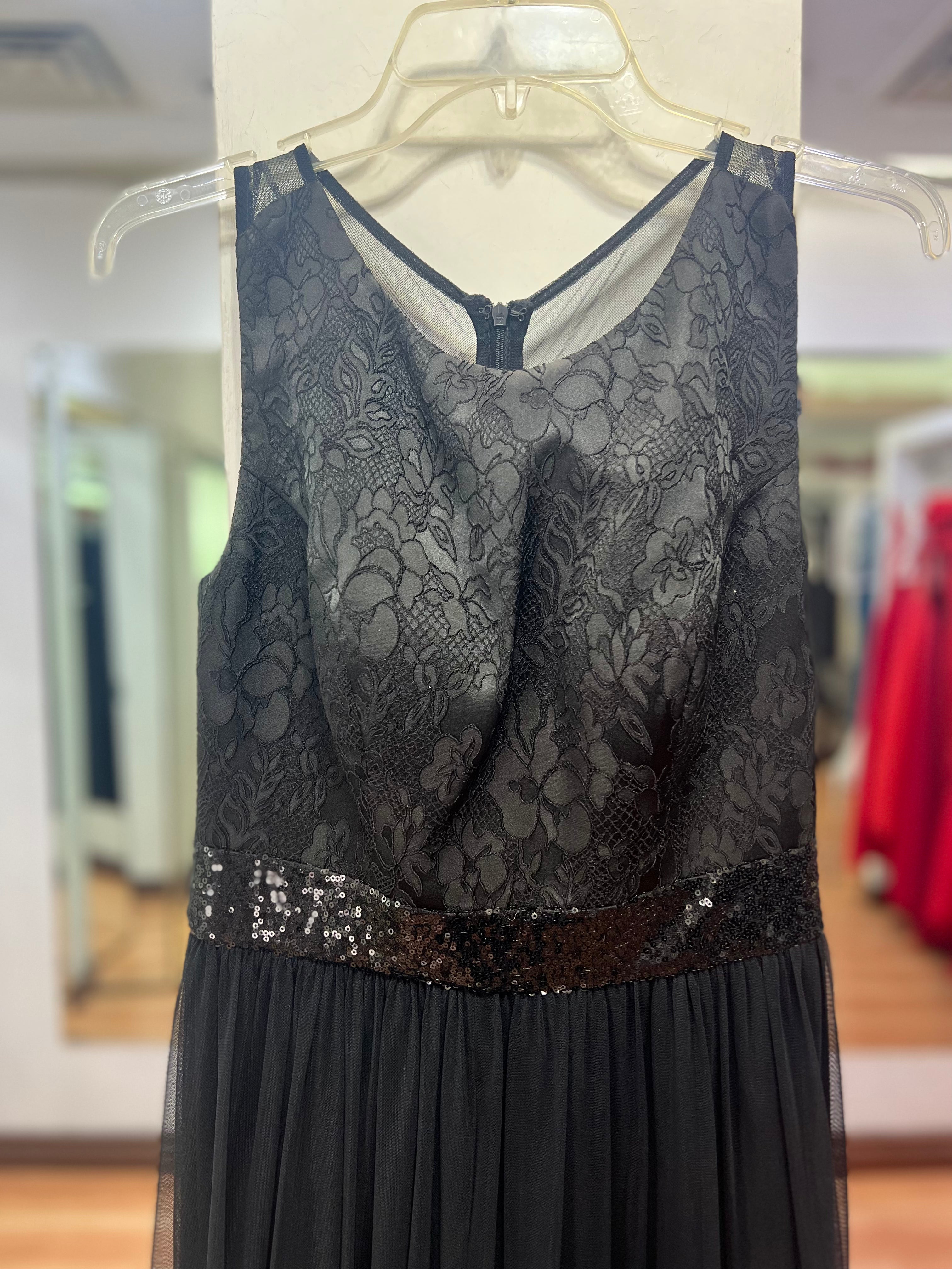 VESTIDO LARGO NEGRO ENCAJE